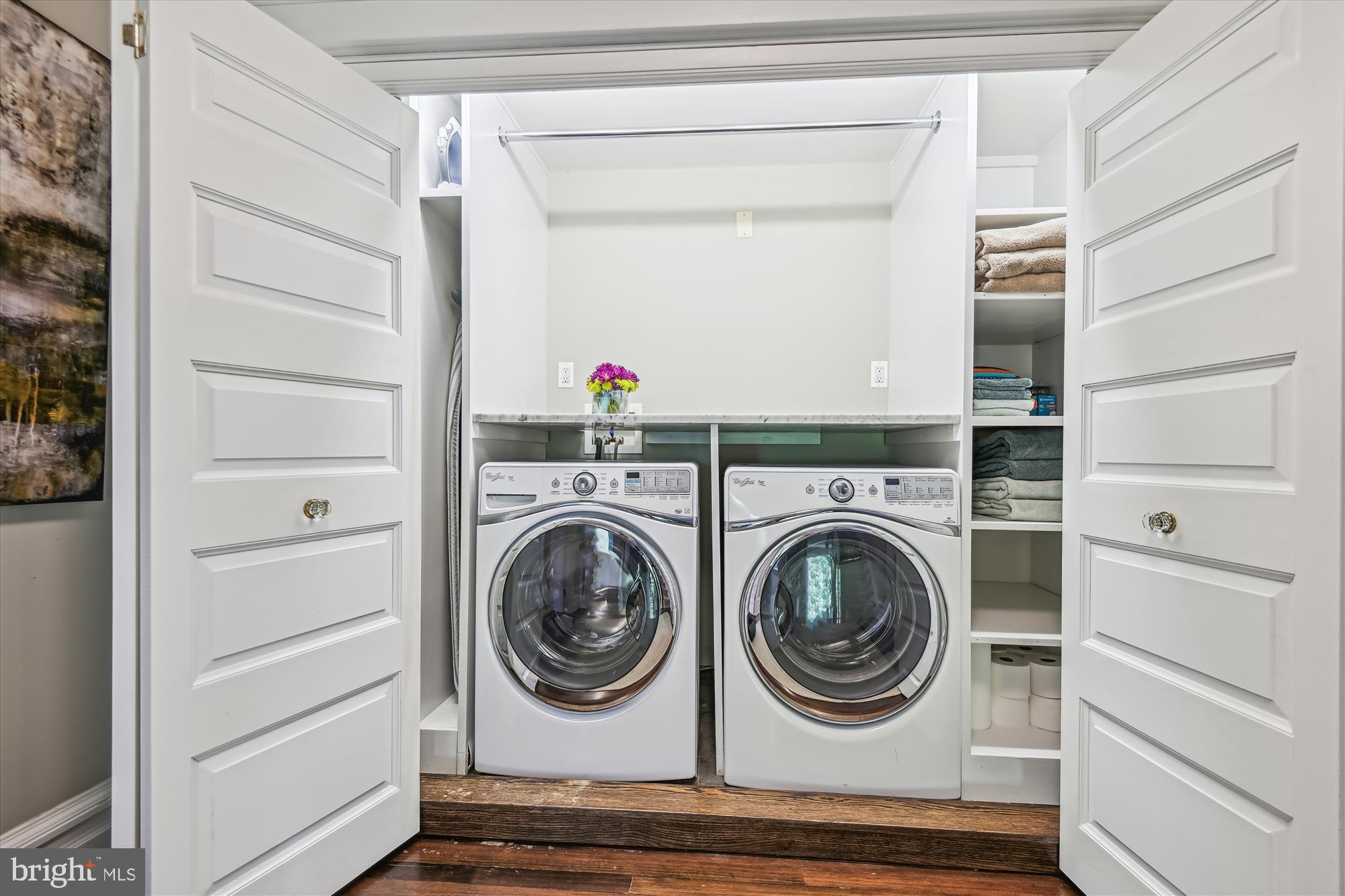 ROLAND PARK - Residential