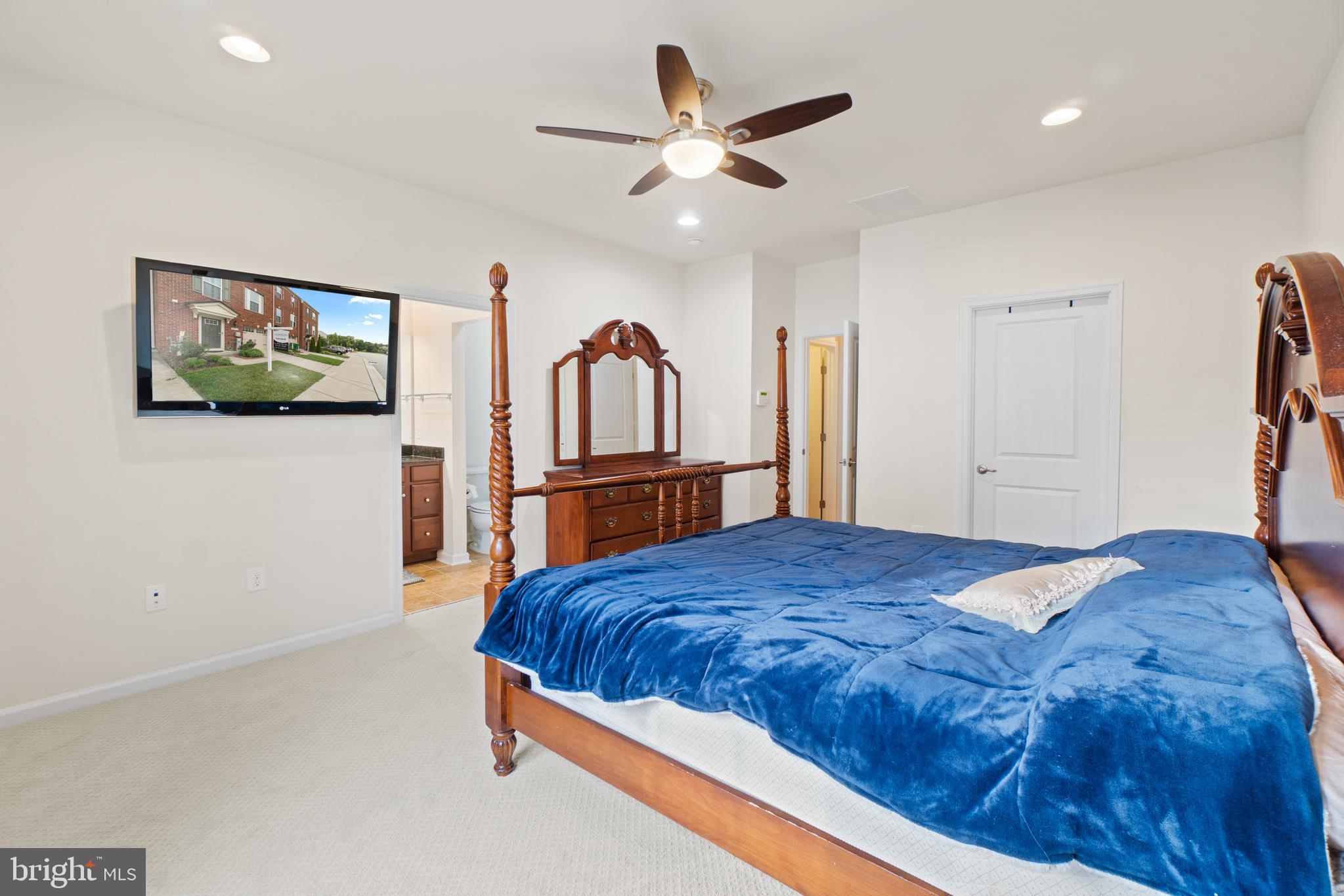 ELLICOTT CROSSING - Residential