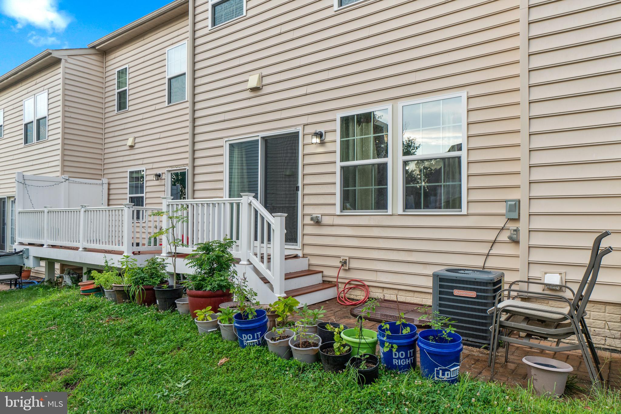 ELLICOTT CROSSING - Residential