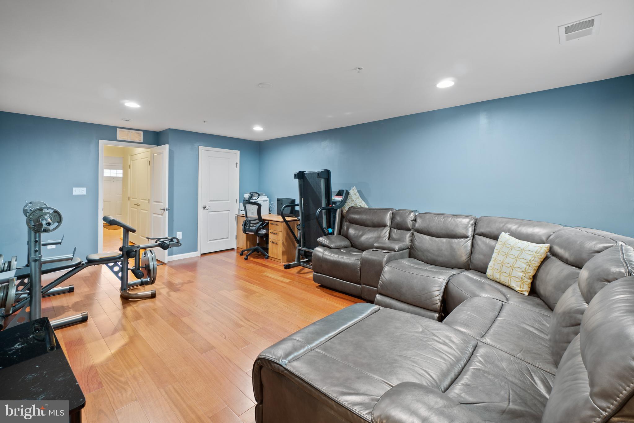 ELLICOTT CROSSING - Residential