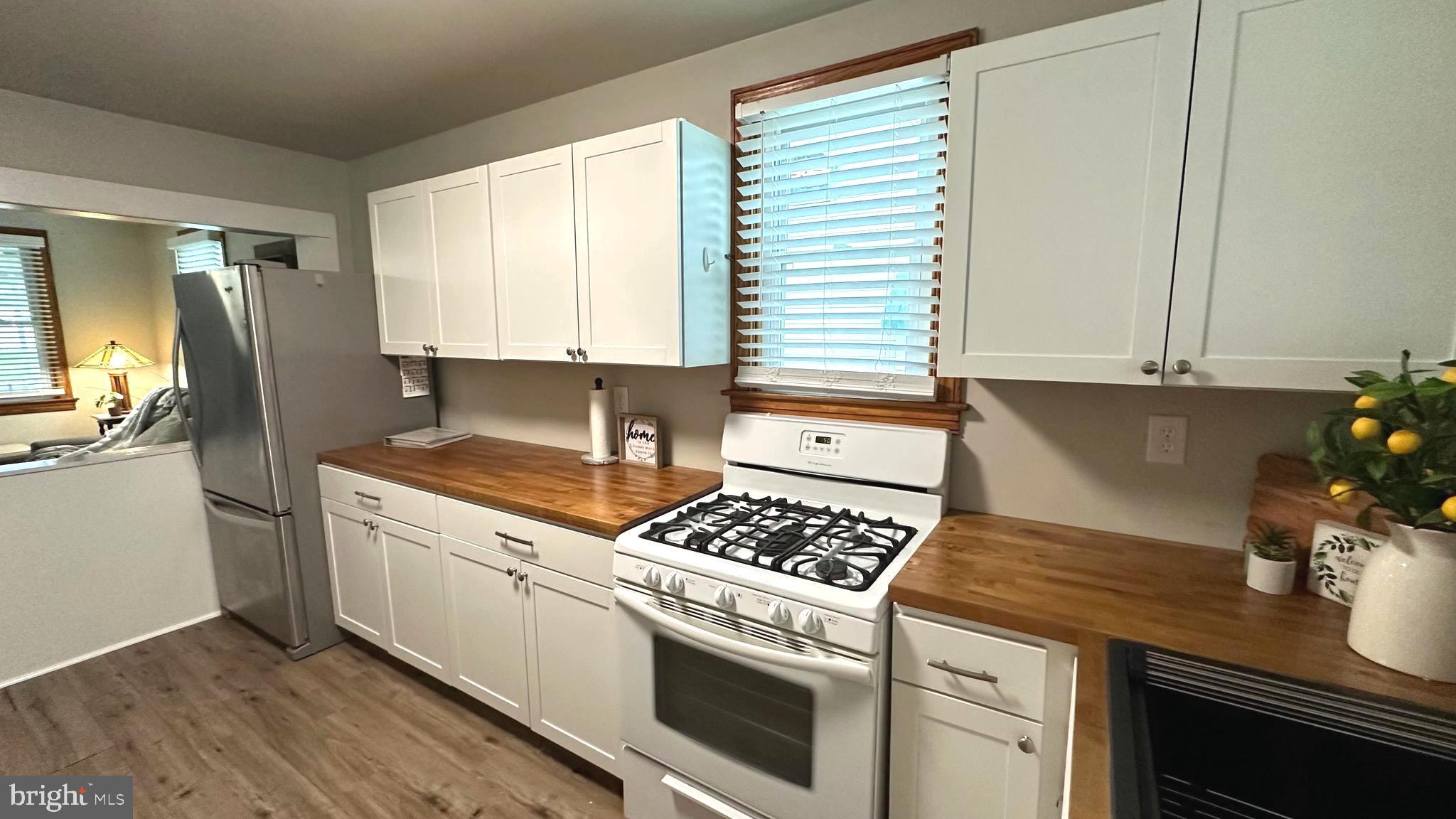 WEST INVERNESS - Residential