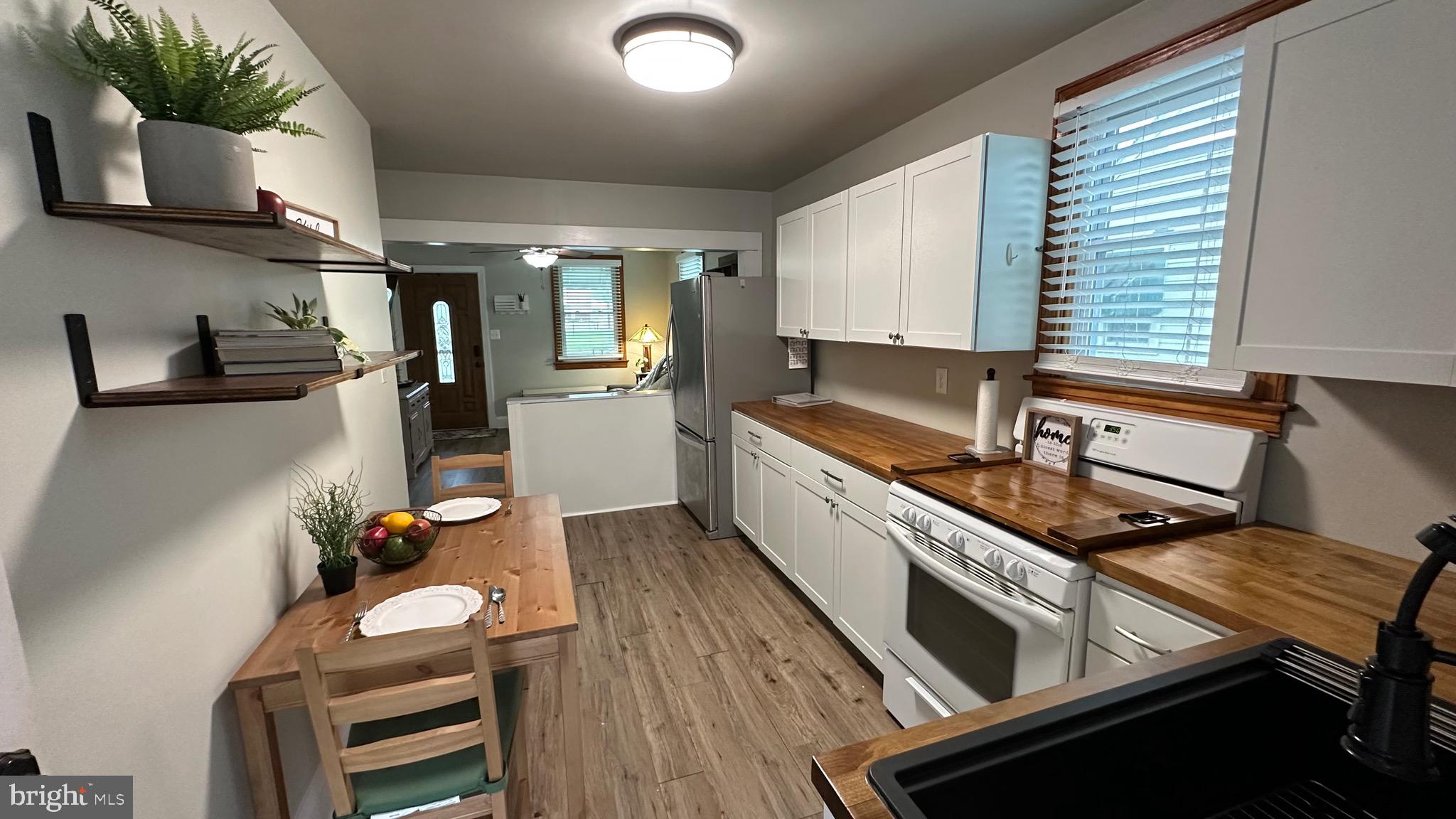 WEST INVERNESS - Residential