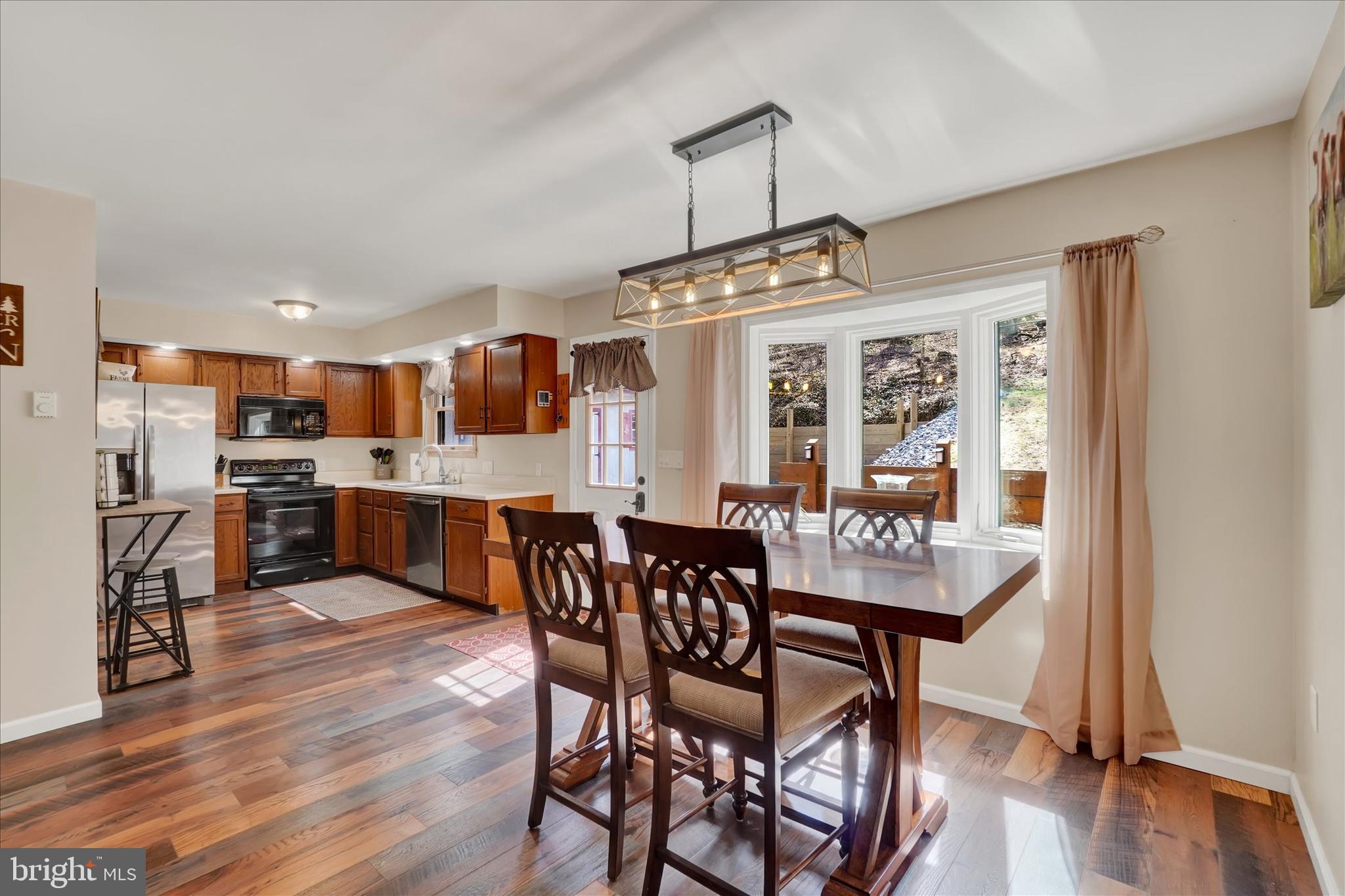 FOX CREEK - Residential