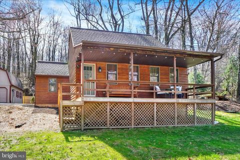 82 FOX CREEK ROAD WRIGHTSVILLE PA 17368
