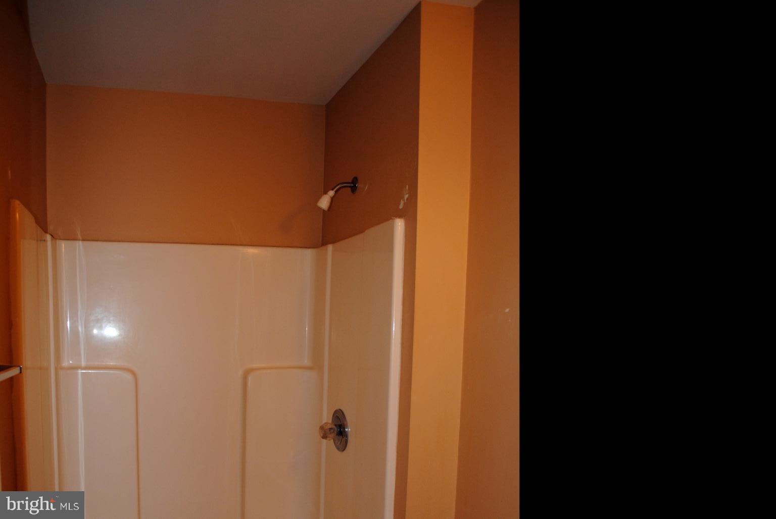 NORTHWOOD - Residential Lease