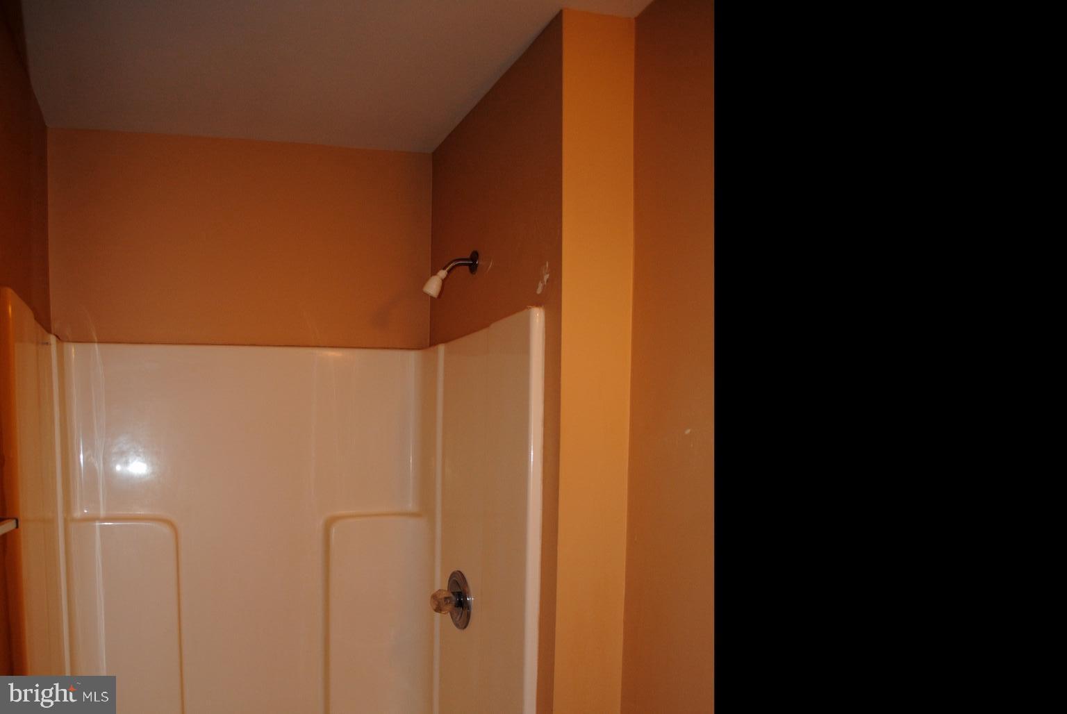 NORTHWOOD - Residential Lease