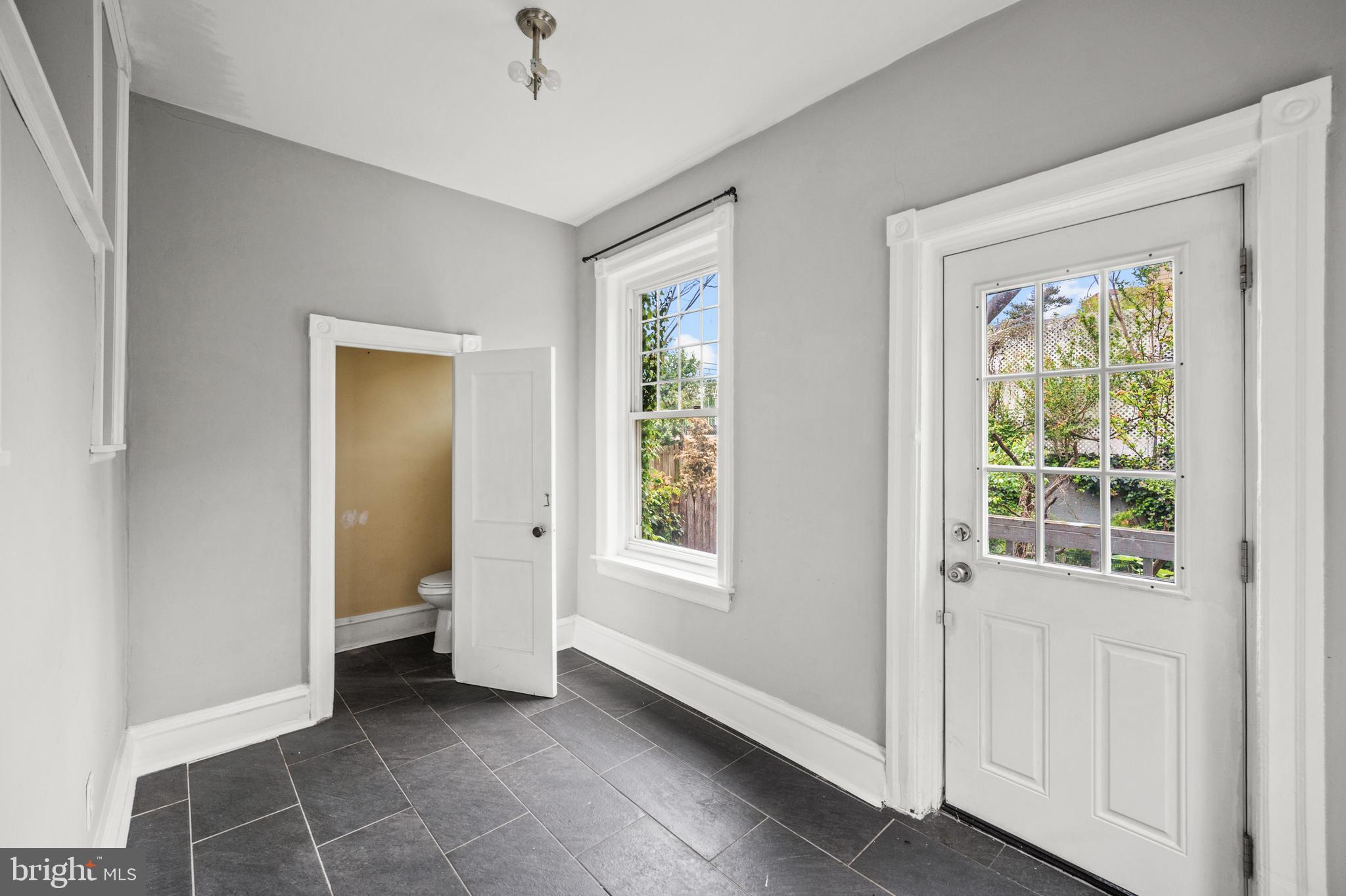 GERMANTOWN (WEST) - Residential