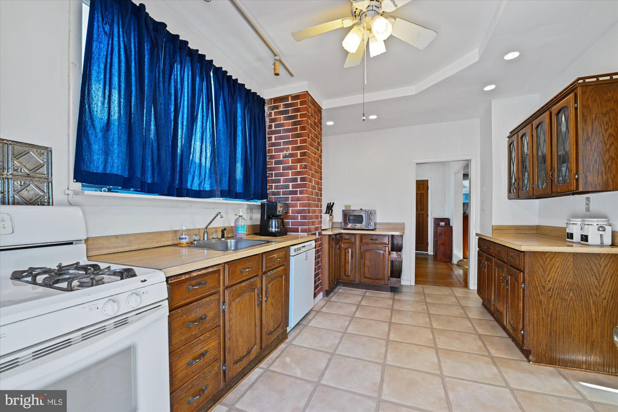 PARKVILLE - Residential