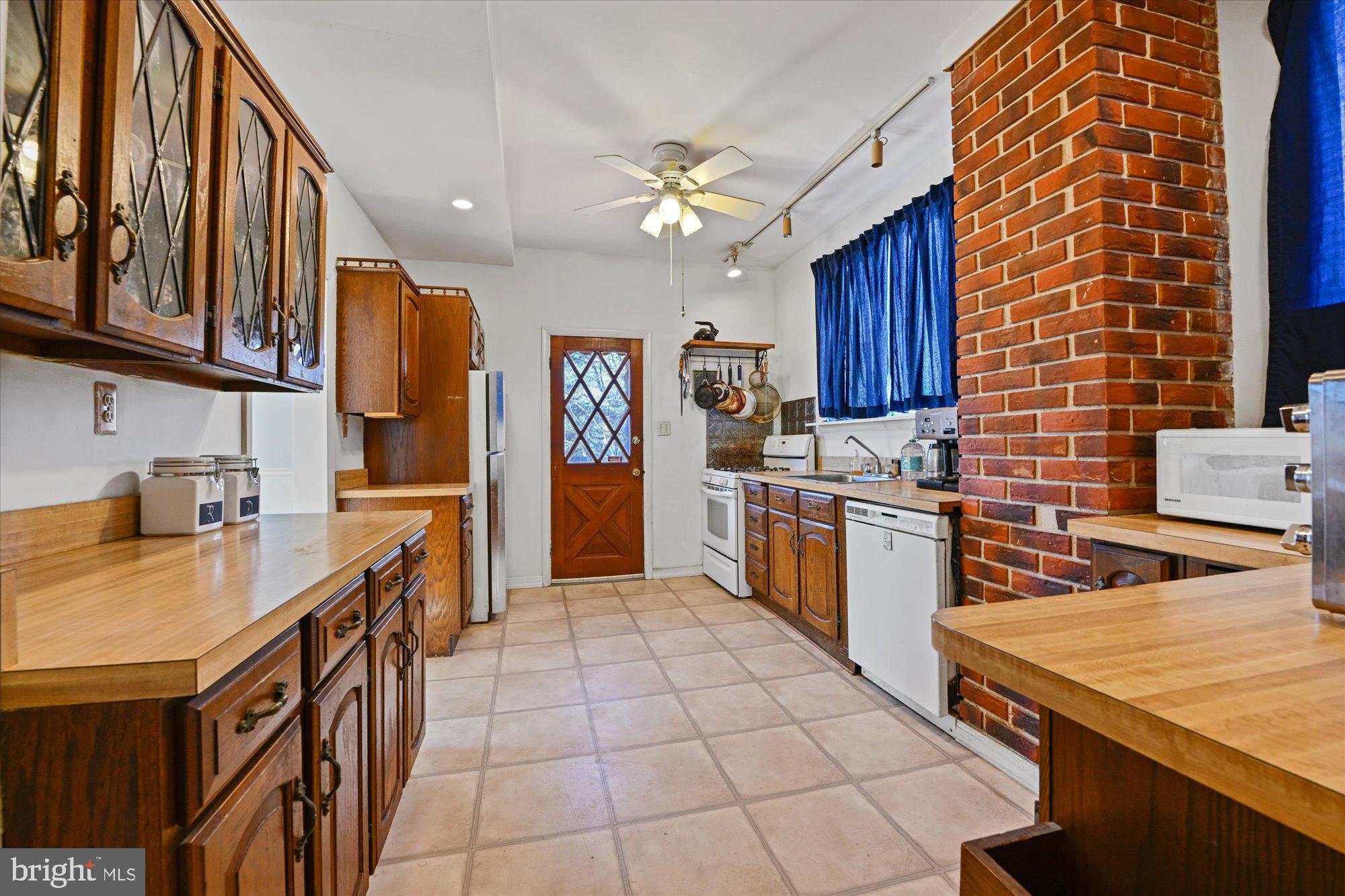 PARKVILLE - Residential