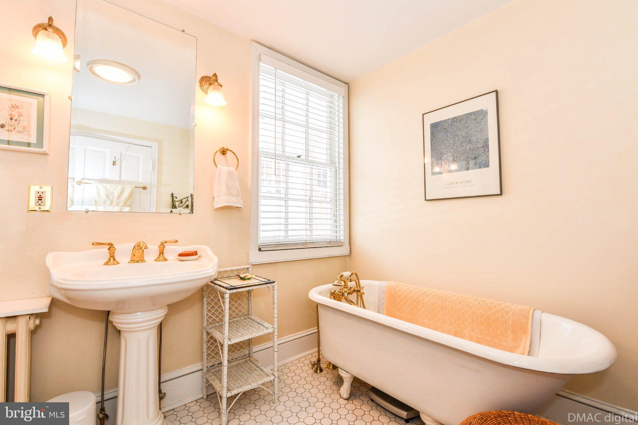 DOWNTOWN FREDERICK - Residential