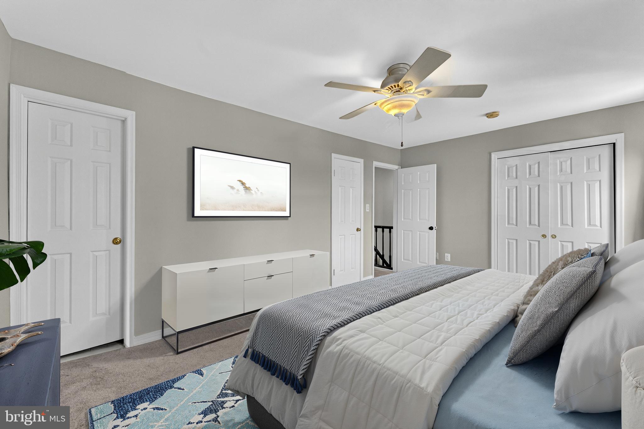 TOWNS ON THE GREENS - Residential