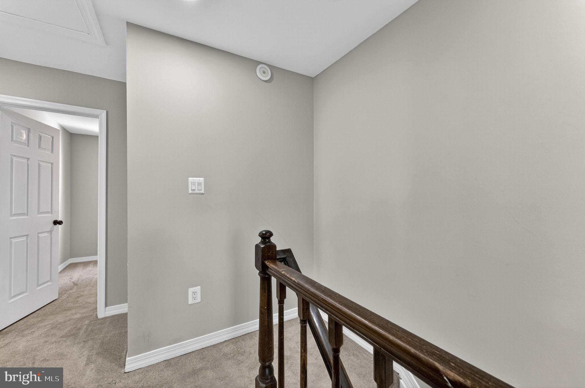 TOWNS ON THE GREENS - Residential