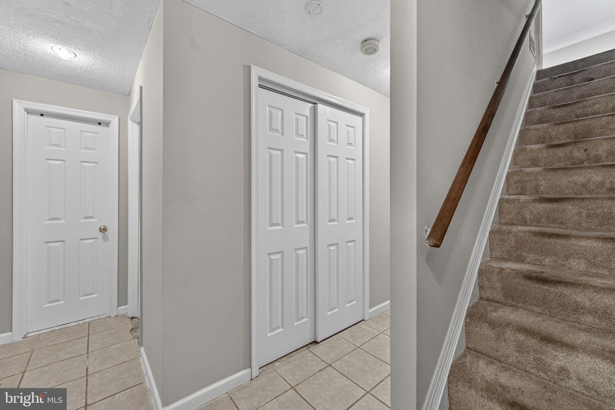 TOWNS ON THE GREENS - Residential