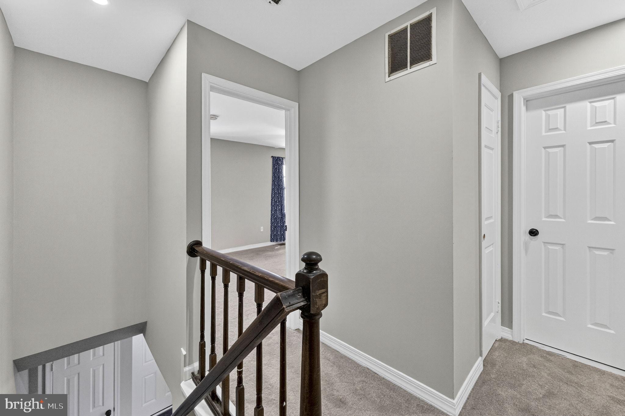 TOWNS ON THE GREENS - Residential