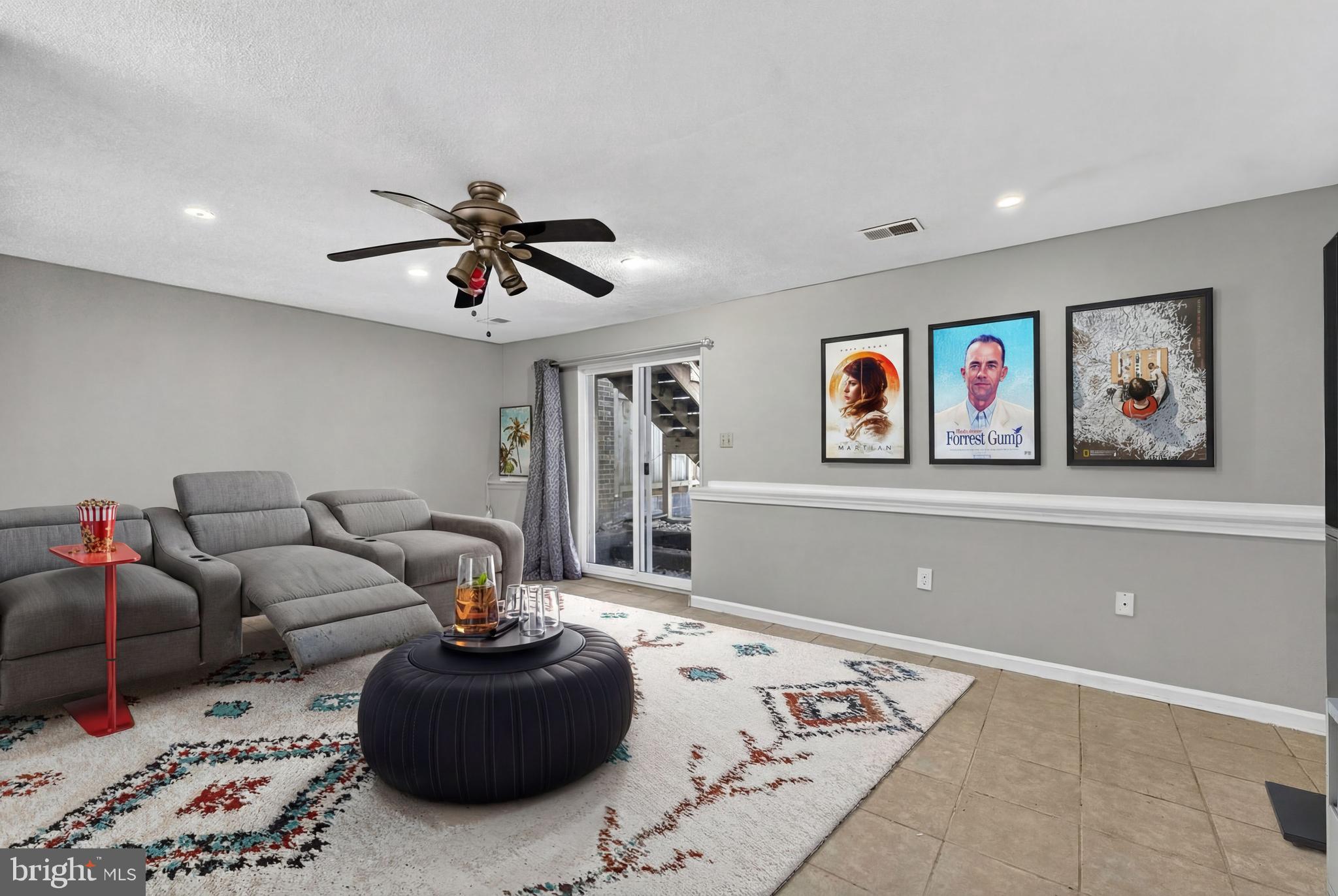 TOWNS ON THE GREENS - Residential