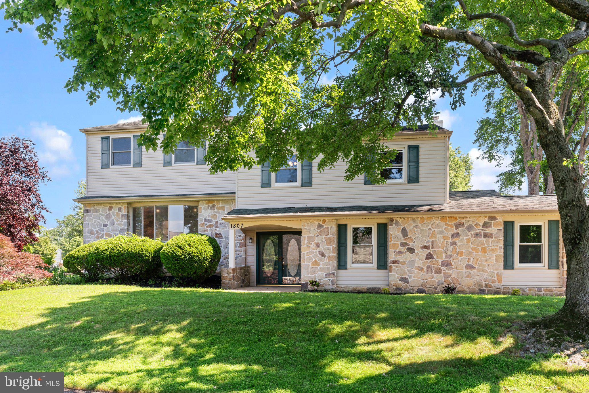 1807 CYNTHIA LANE