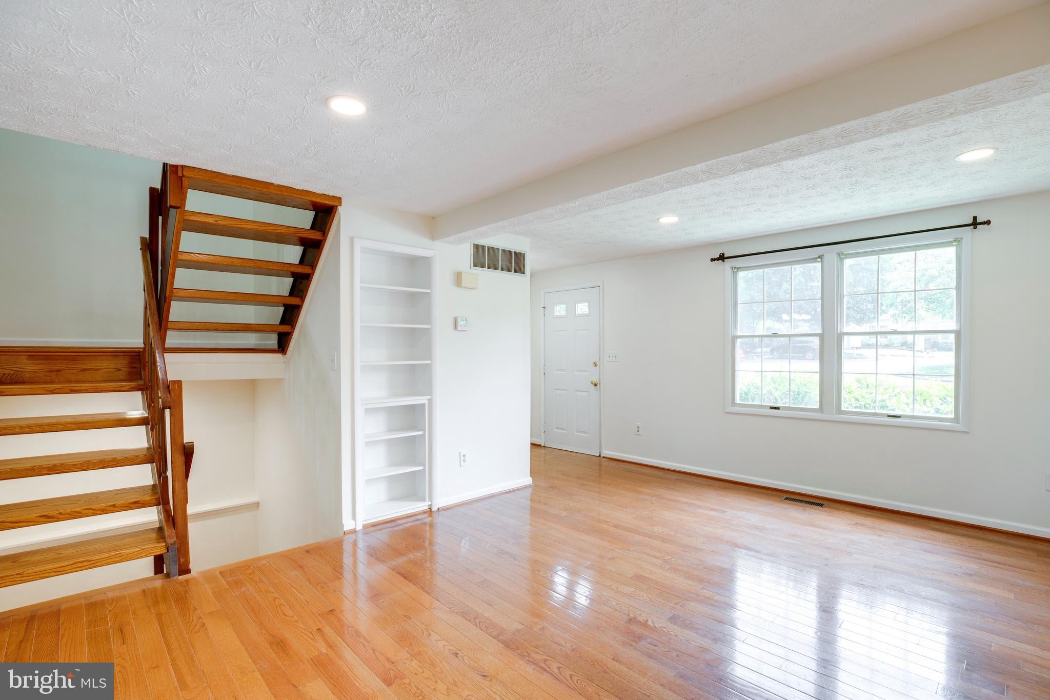 1604 BARNSTEAD DRIVE