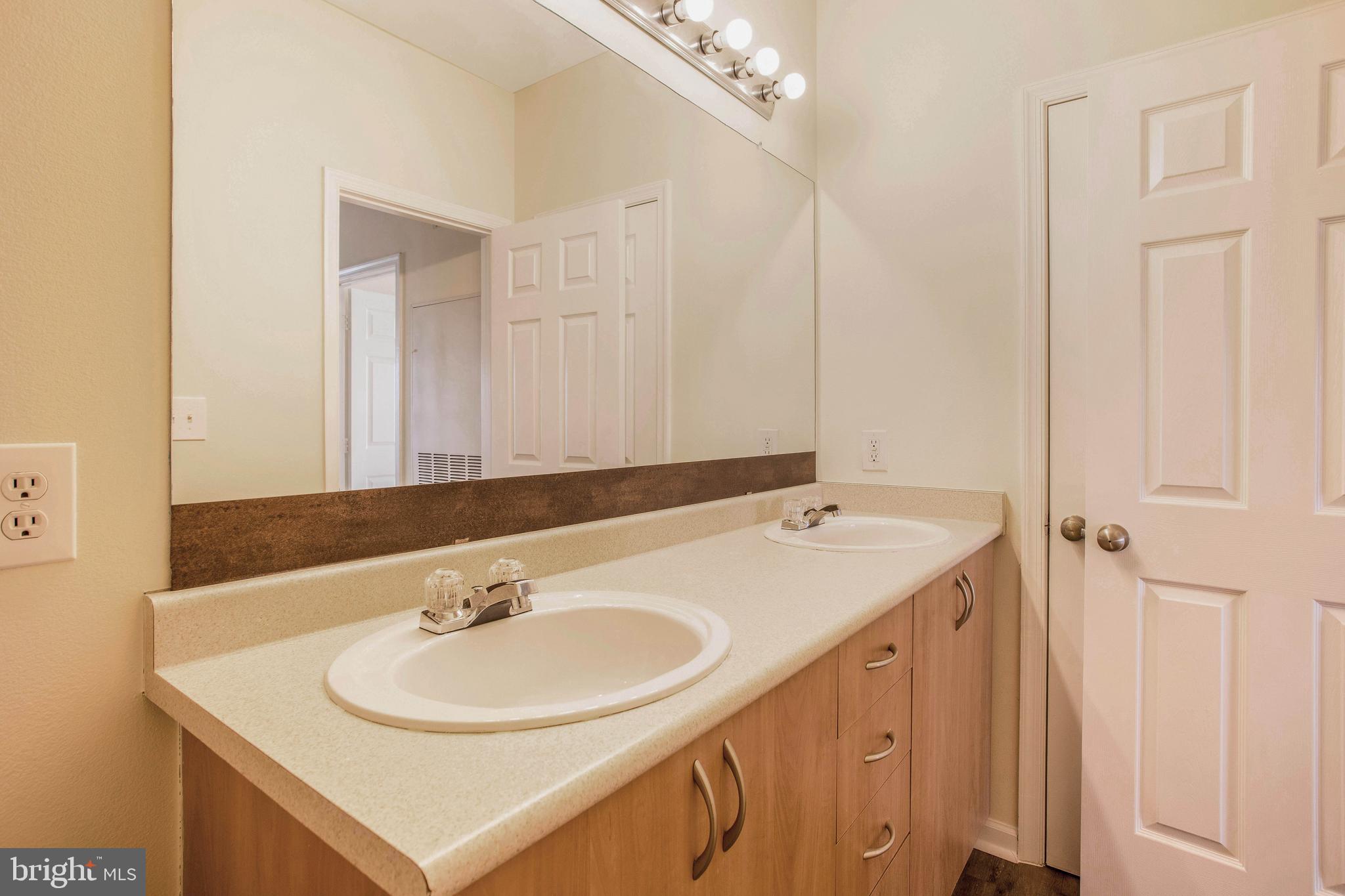 THE ASHMORE - Residential Lease