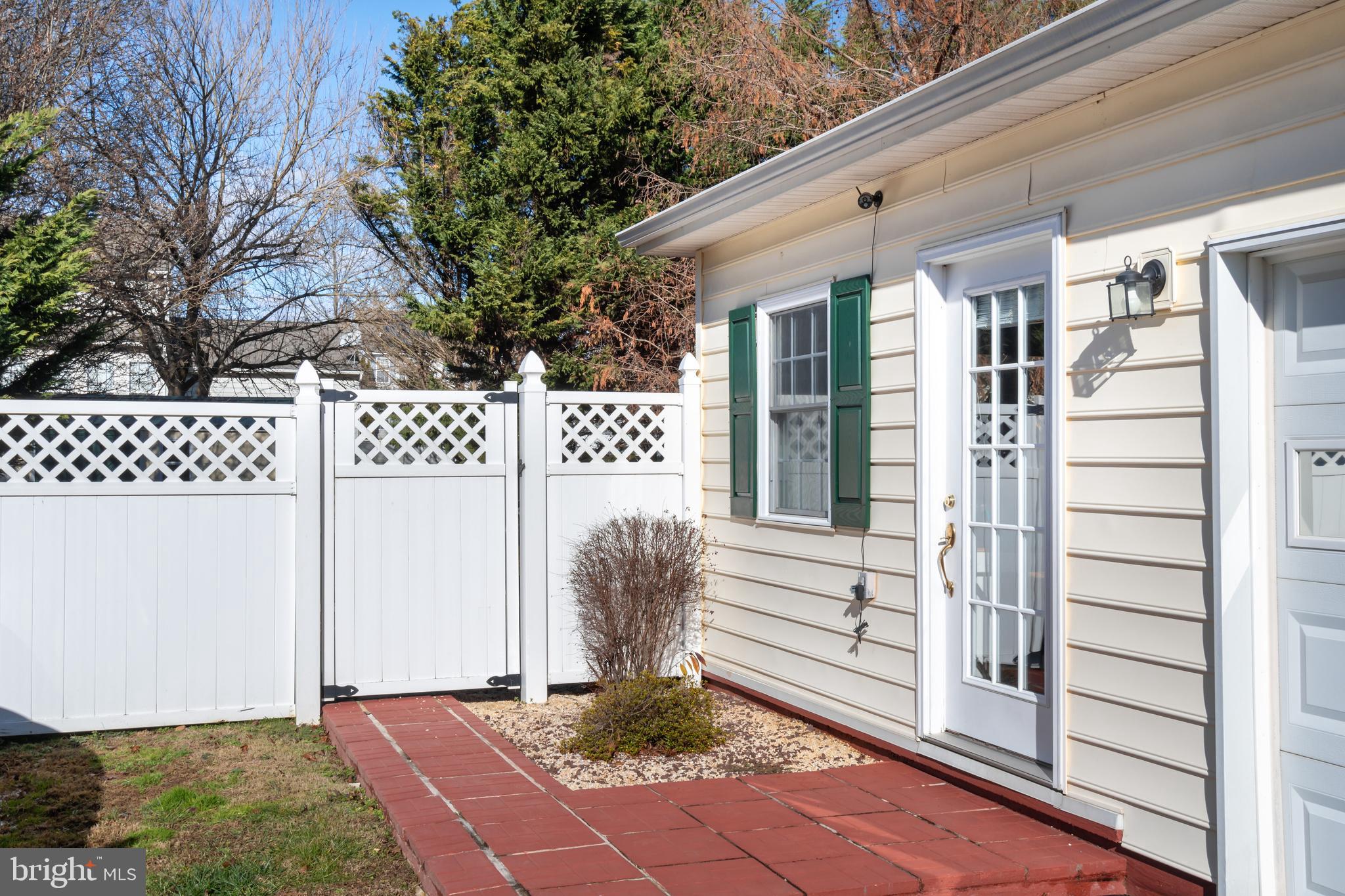 COVENTRY FARMS - Residential