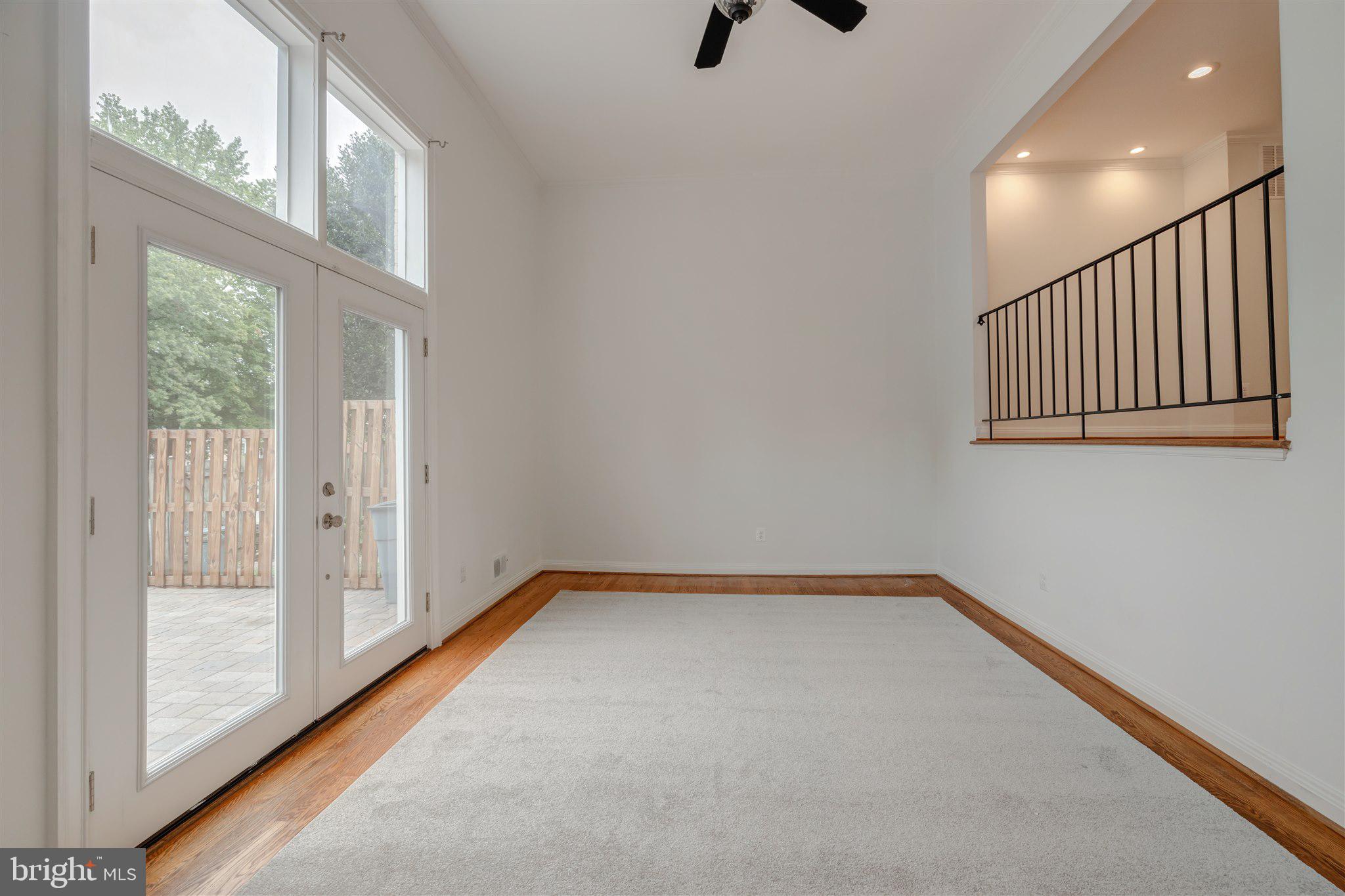 DEEPWOOD - Residential Lease