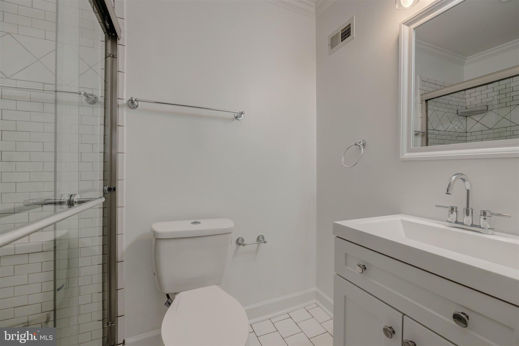 DEEPWOOD - Residential Lease