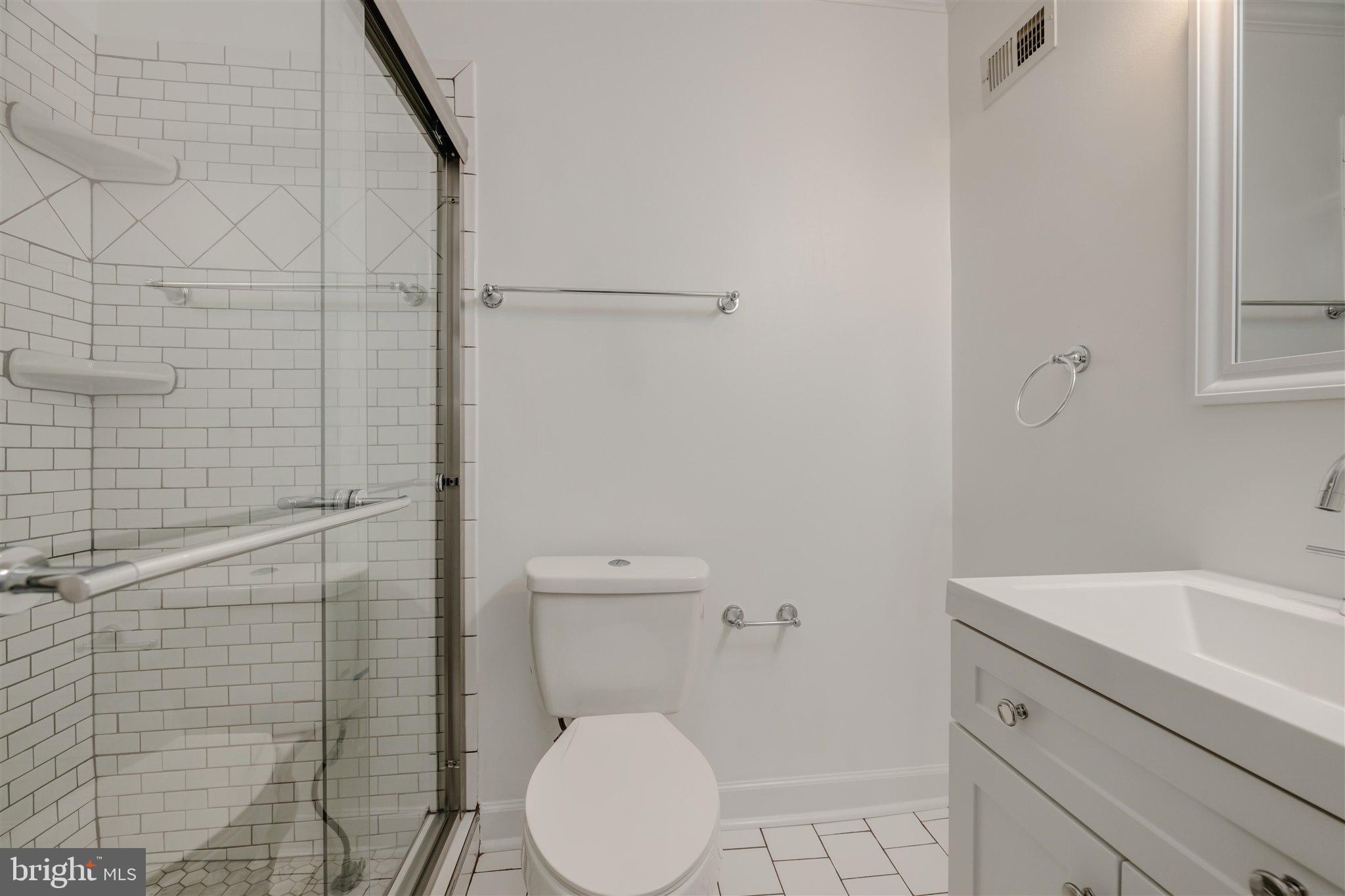 DEEPWOOD - Residential Lease