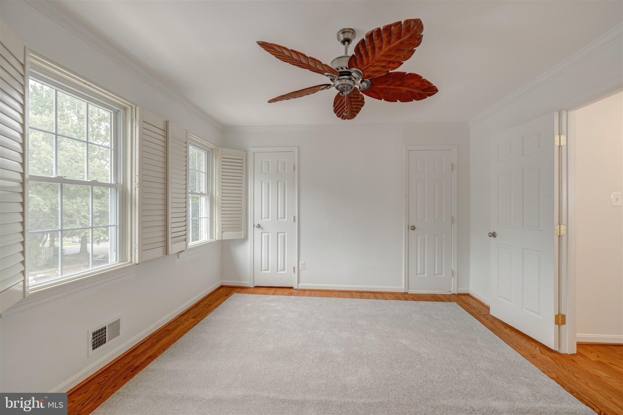 DEEPWOOD - Residential Lease