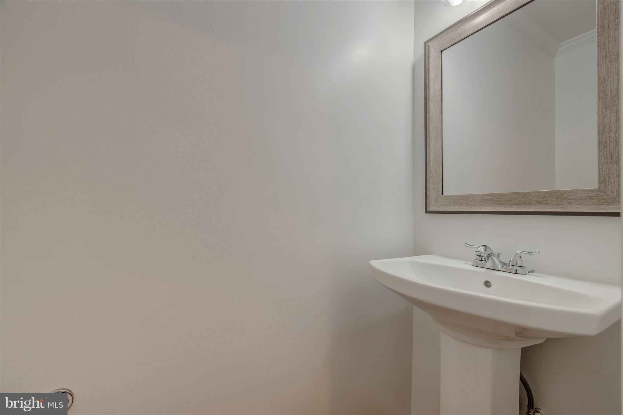 DEEPWOOD - Residential Lease