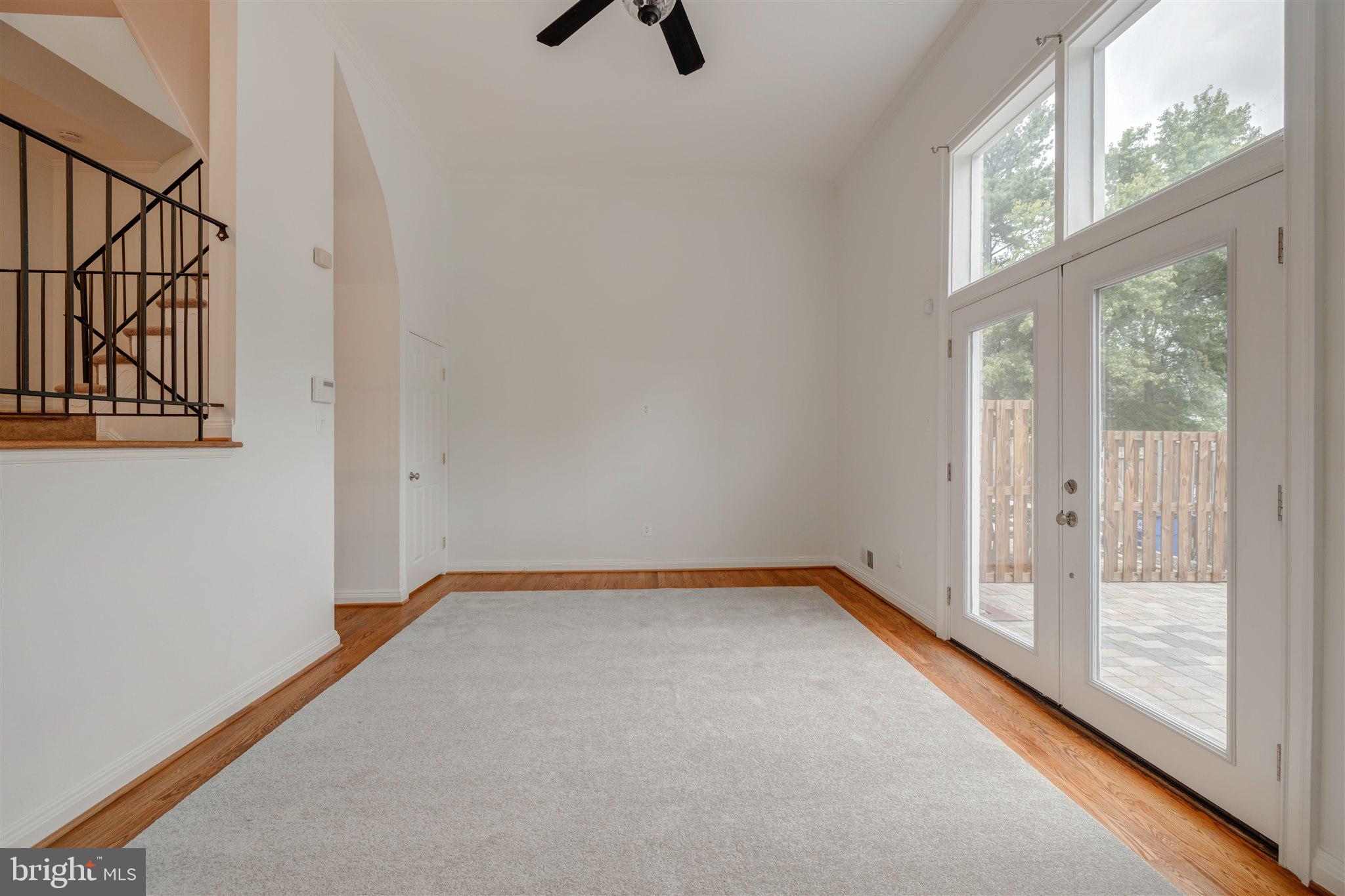 DEEPWOOD - Residential Lease