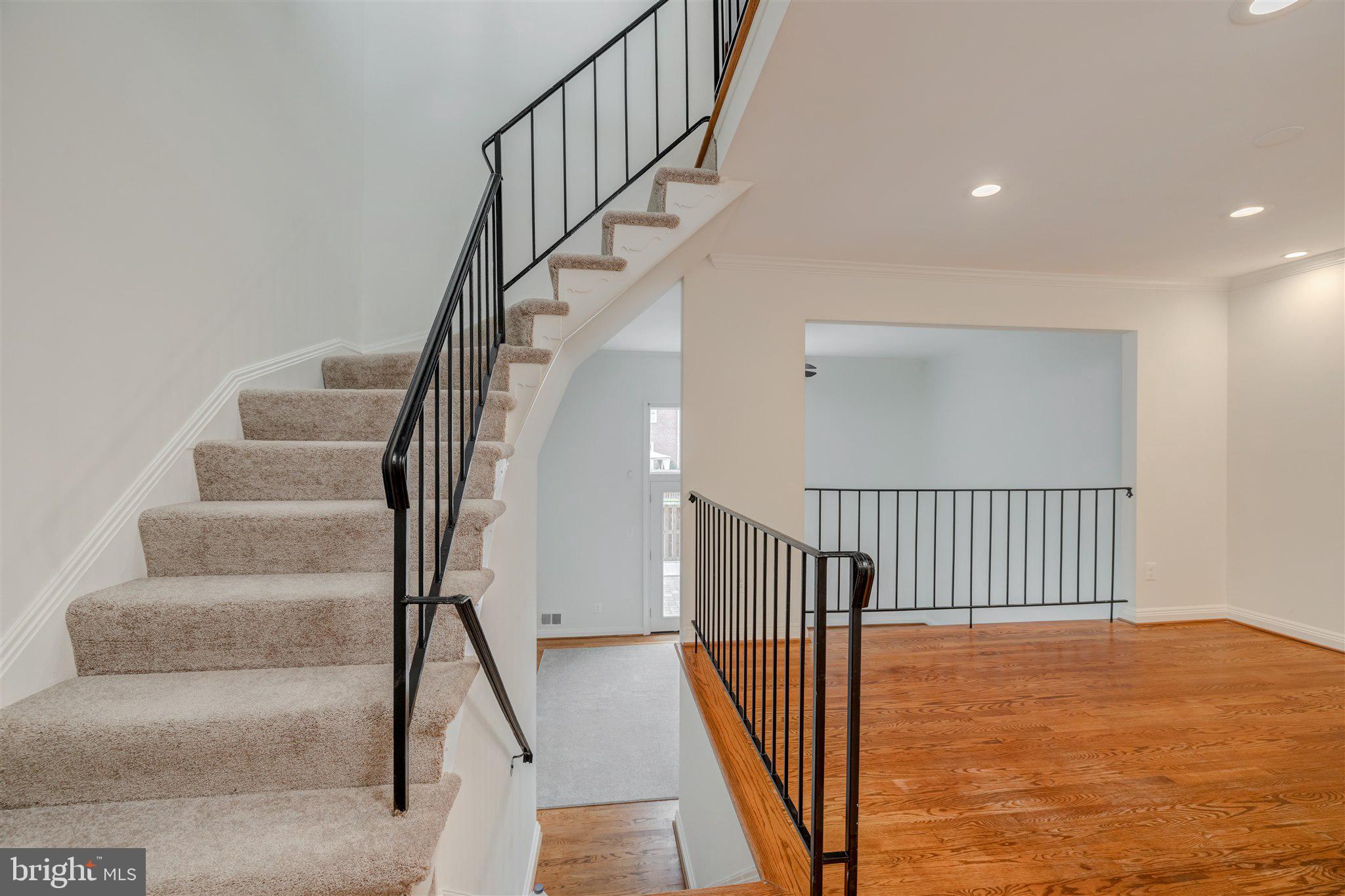 DEEPWOOD - Residential Lease