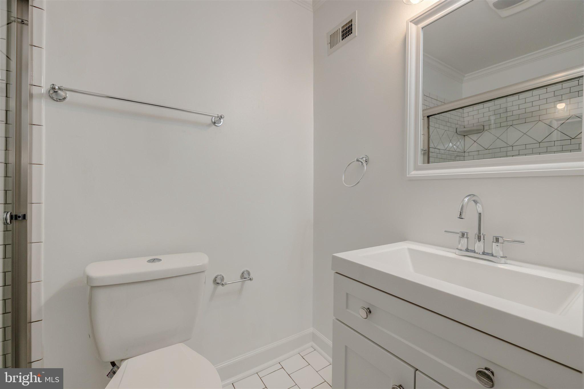 DEEPWOOD - Residential Lease