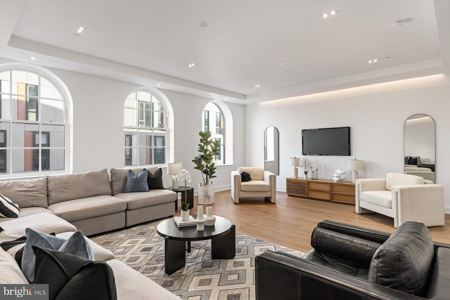 OLD CITY - Residential