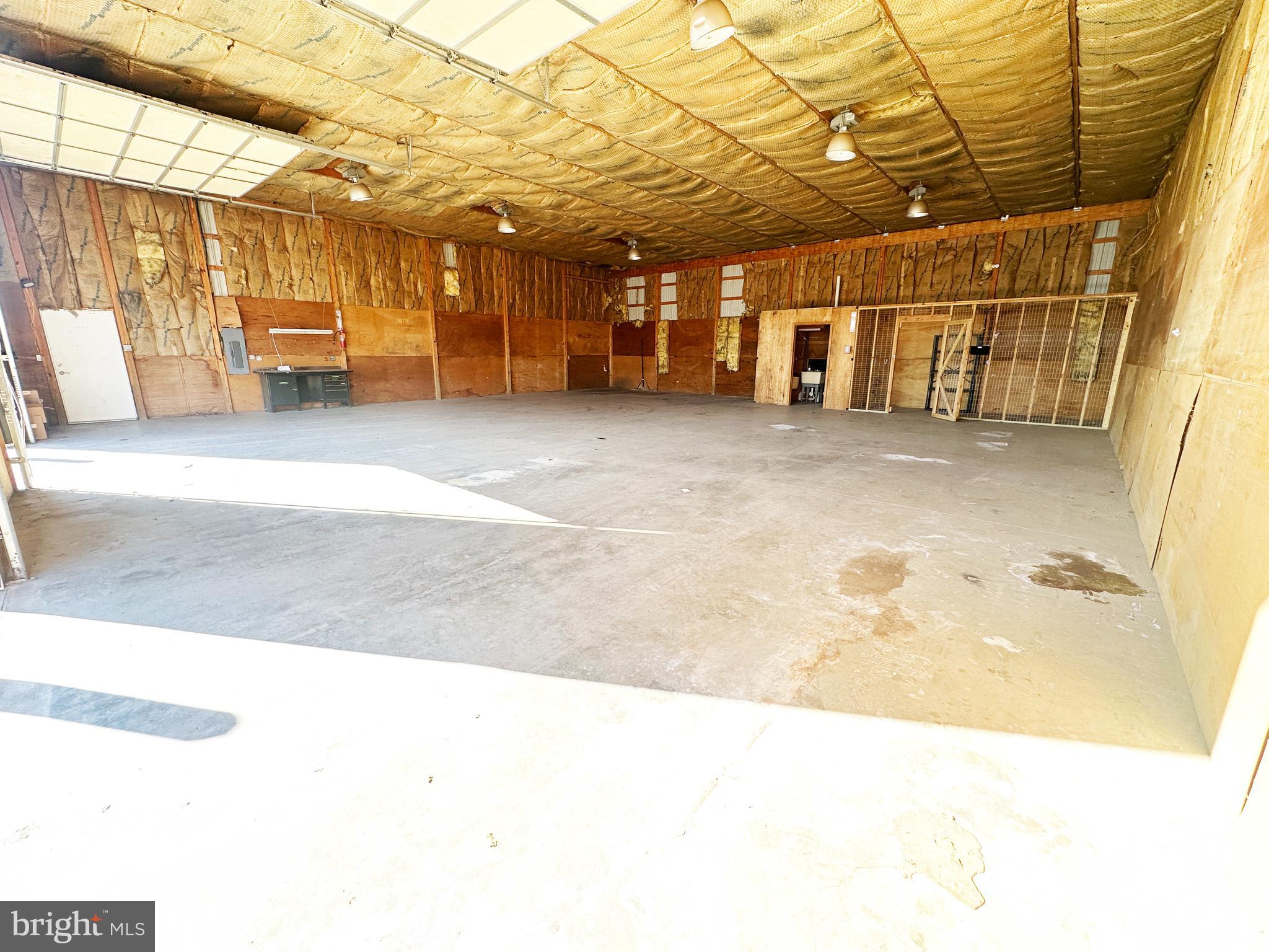 70 HATFIELD PIKE BUILDING 4