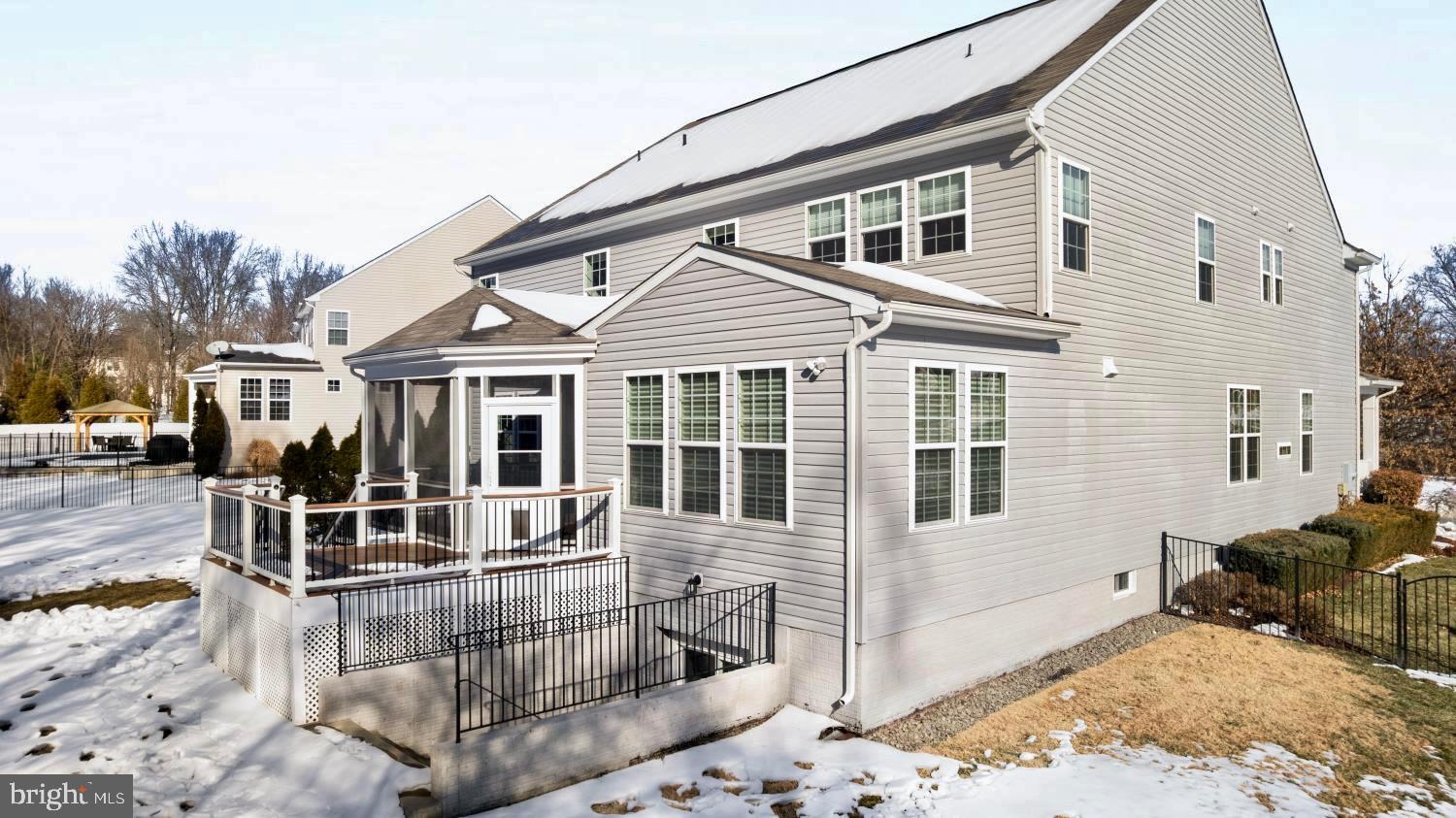 SPRINGS AT LENAH - Residential