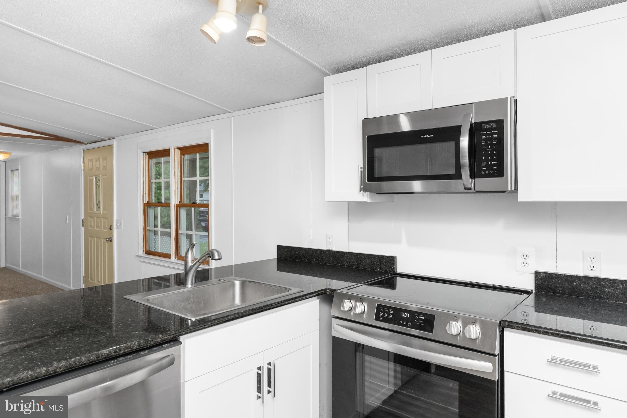 KRISTI ACRES - Residential