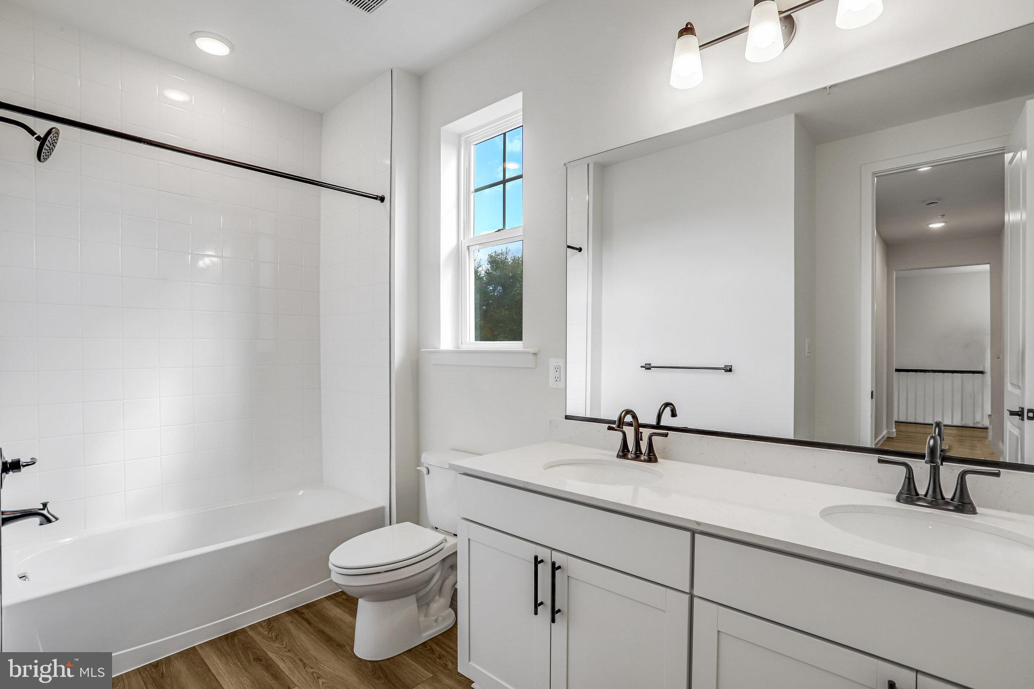 WORTHINGTON GROVE - Residential