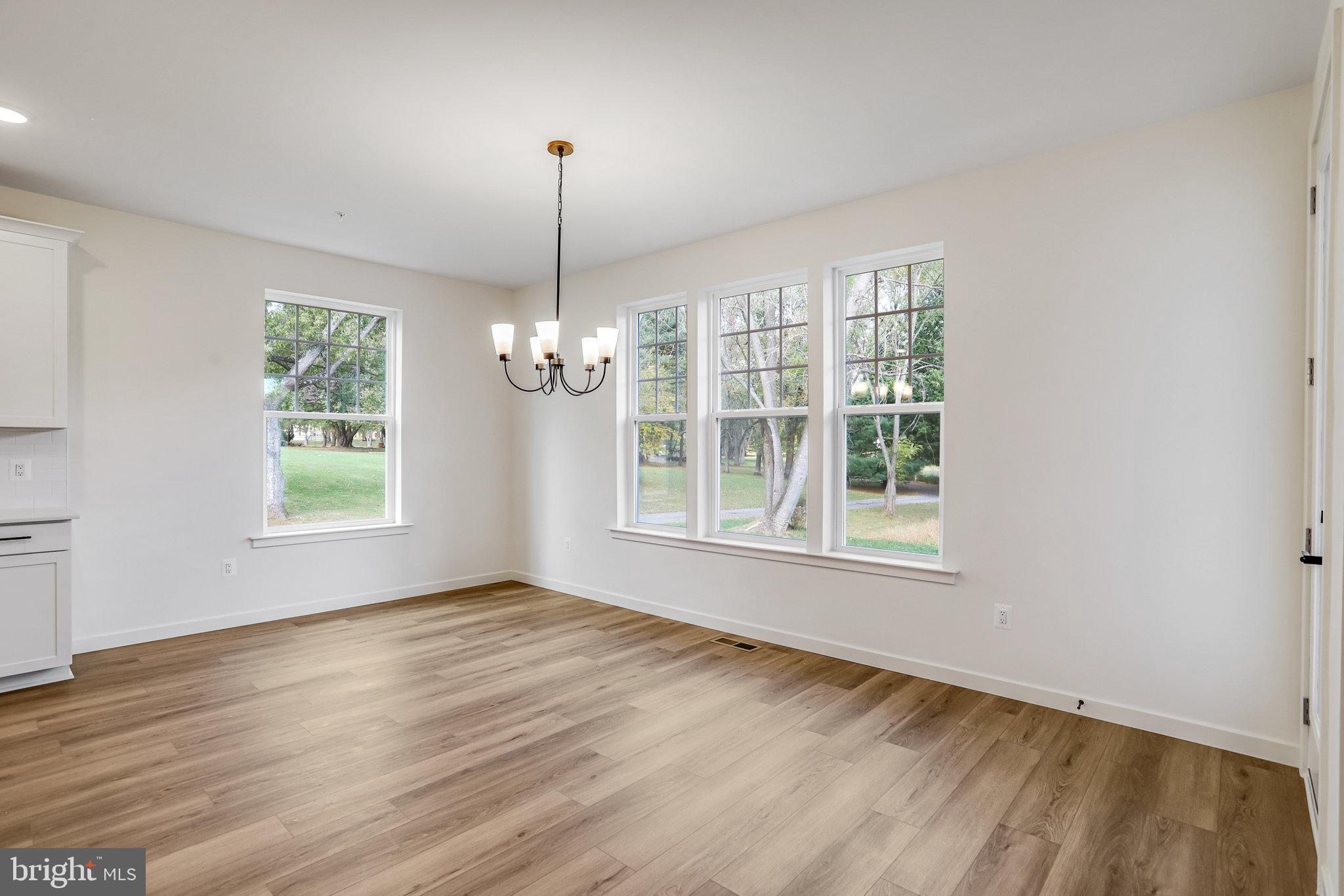 WORTHINGTON GROVE - Residential