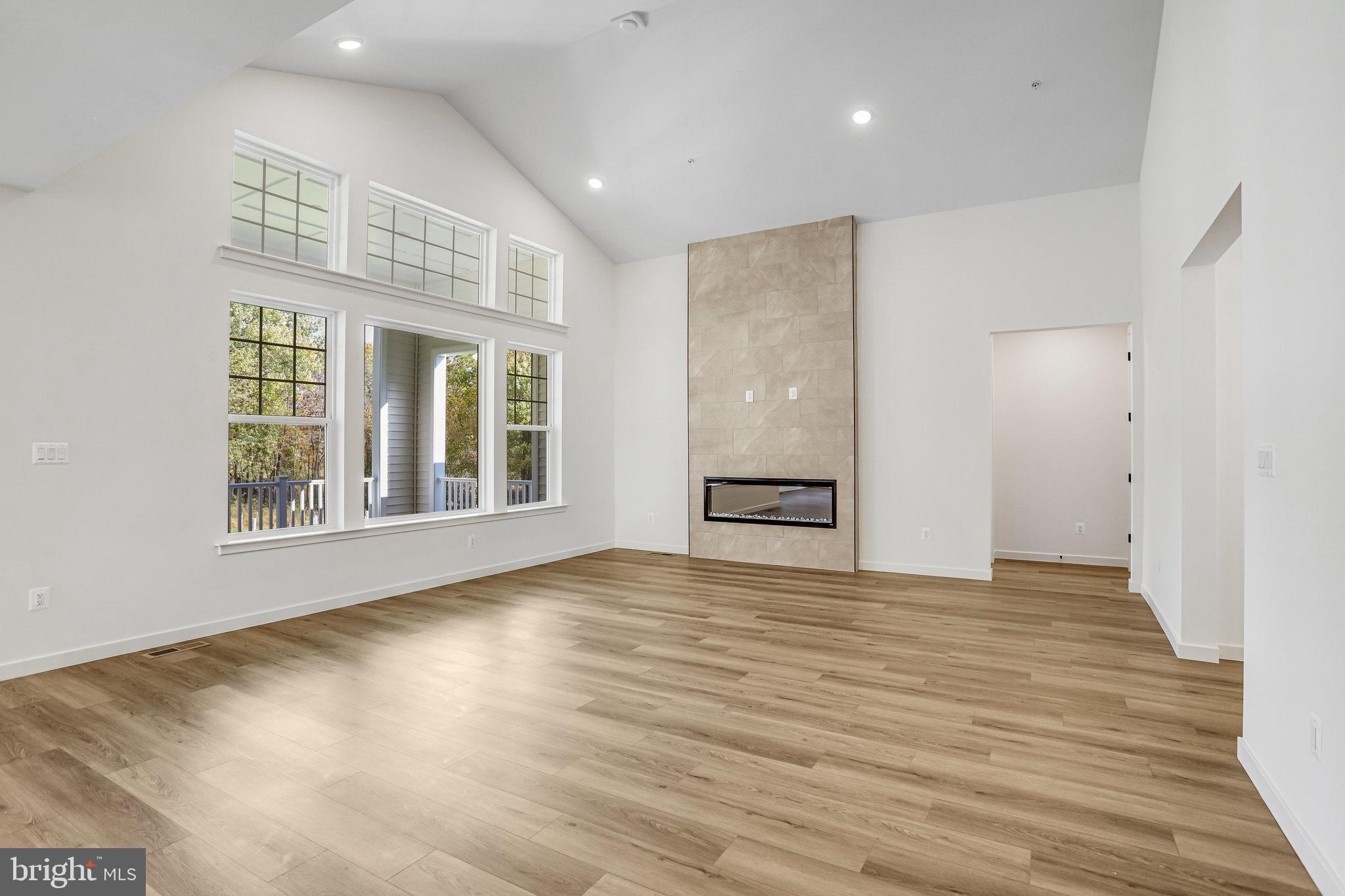 WORTHINGTON GROVE - Residential