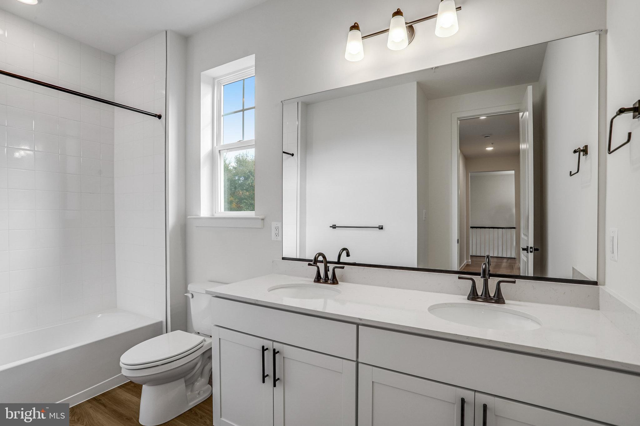 WORTHINGTON GROVE - Residential