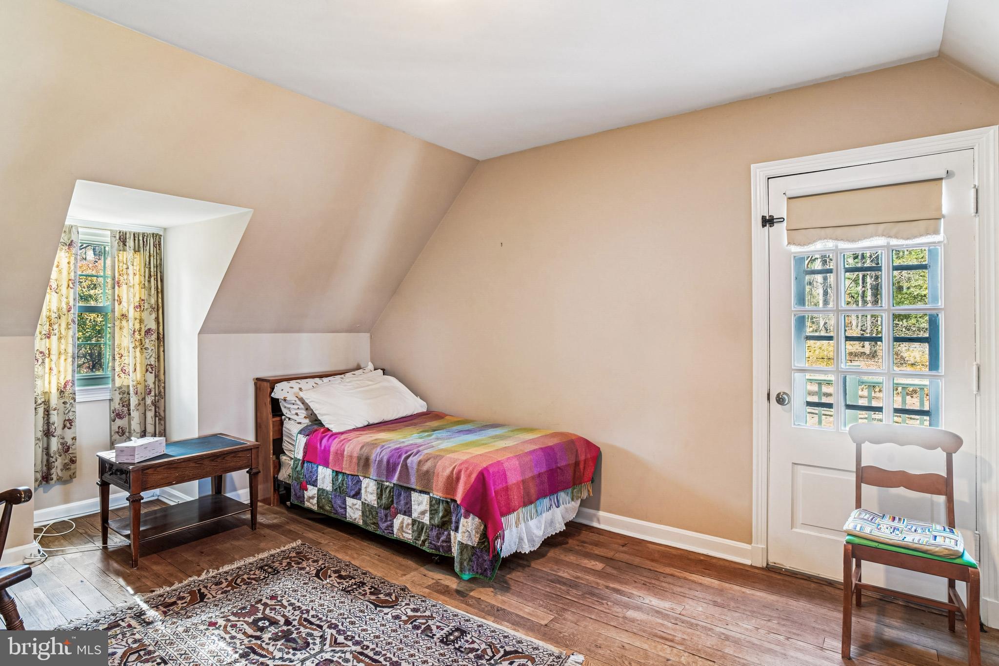 ASHTON - Residential