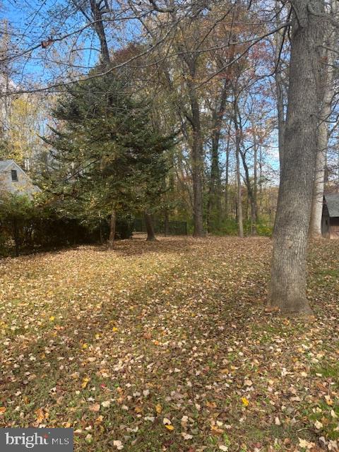 ASHTON - Residential