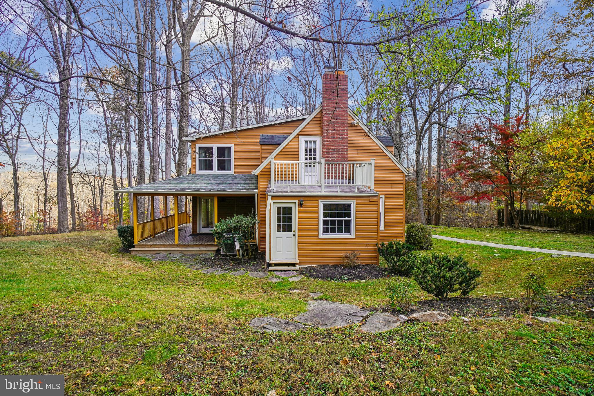 ASHTON - Residential