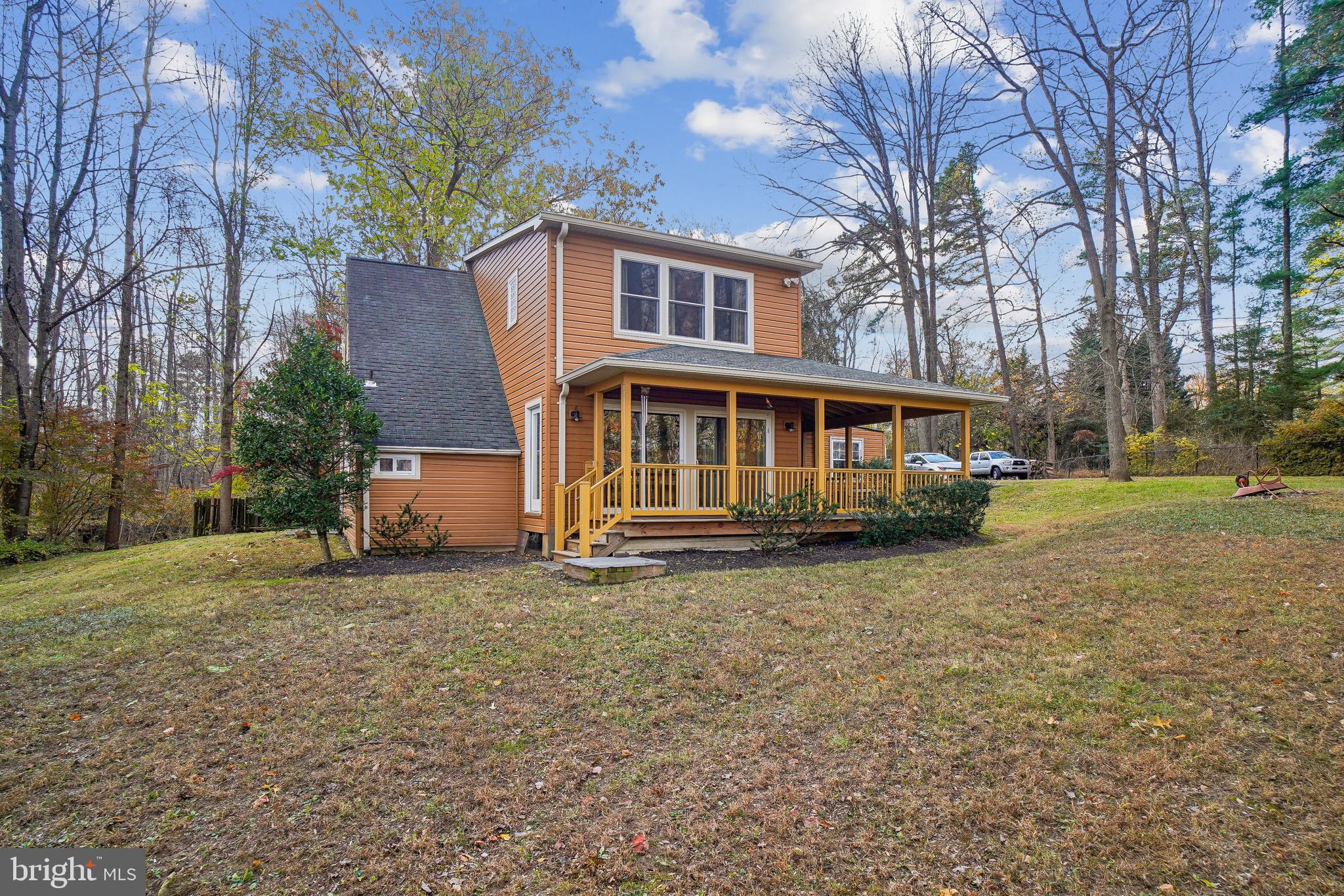 ASHTON - Residential