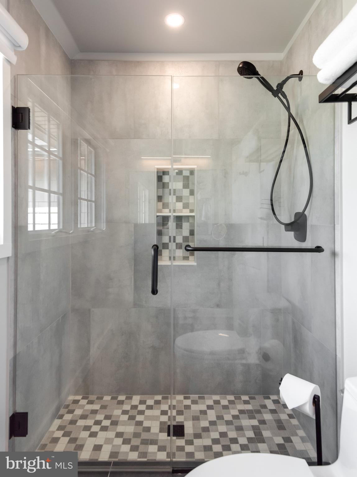 MALVERN HILLS II - Residential