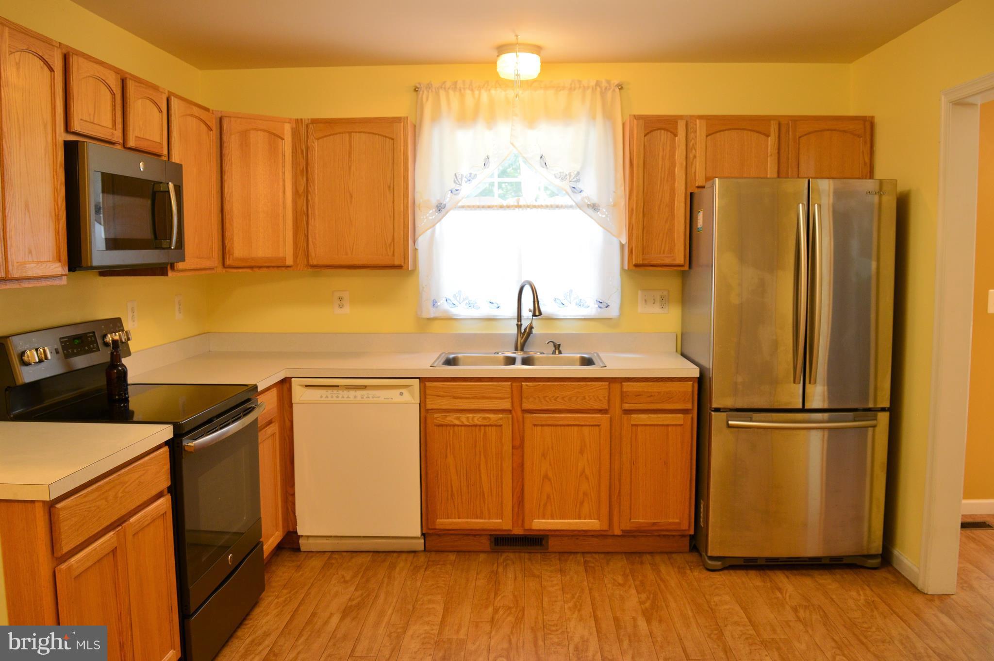 PRESIDENTIAL LAKES - Residential