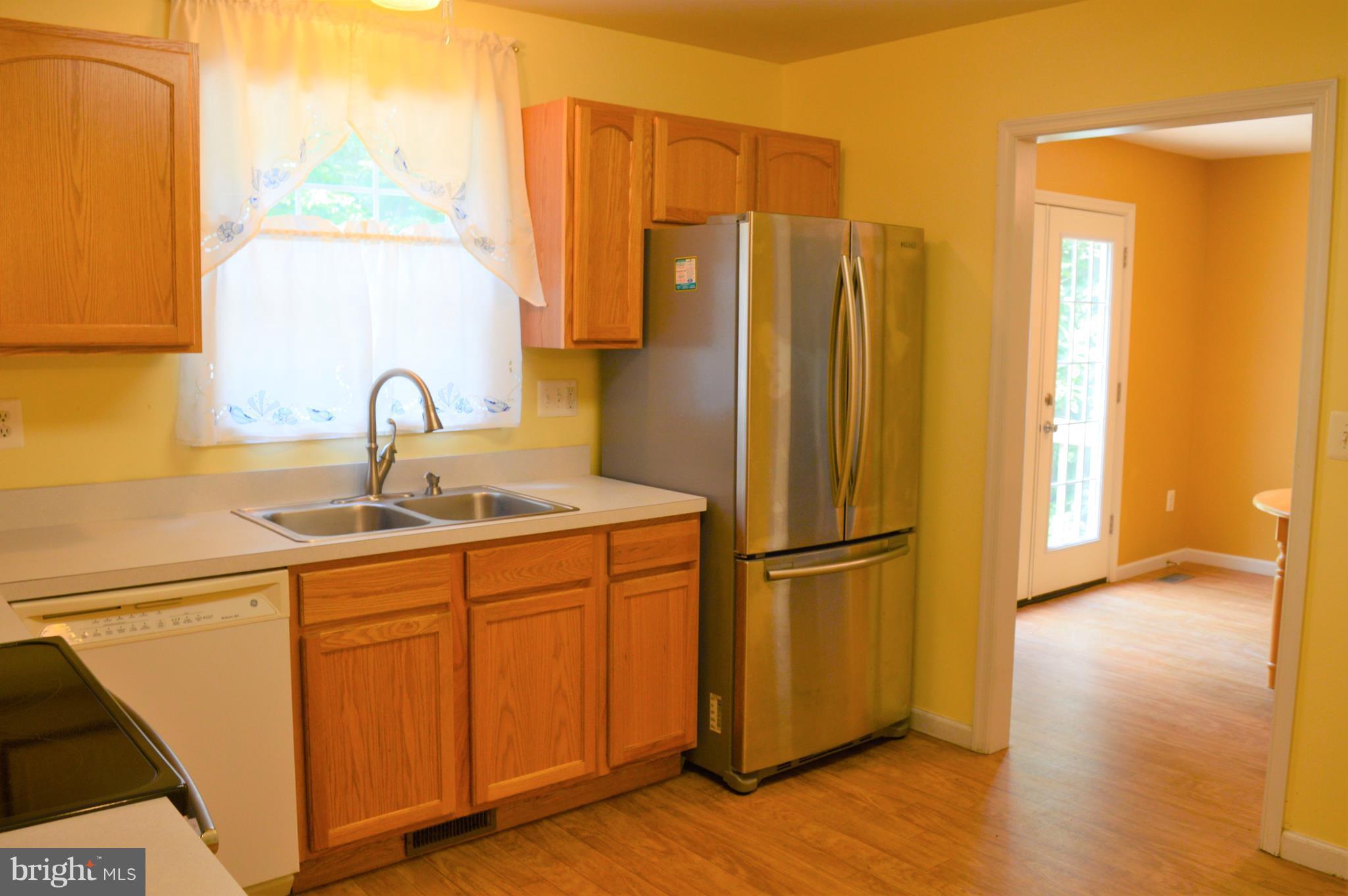 PRESIDENTIAL LAKES - Residential