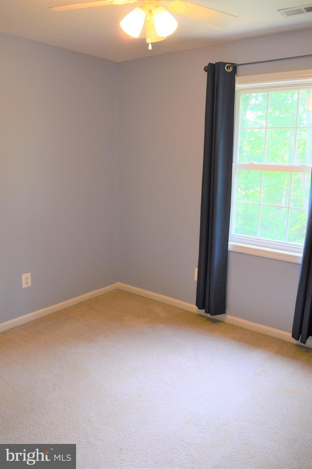 PRESIDENTIAL LAKES - Residential