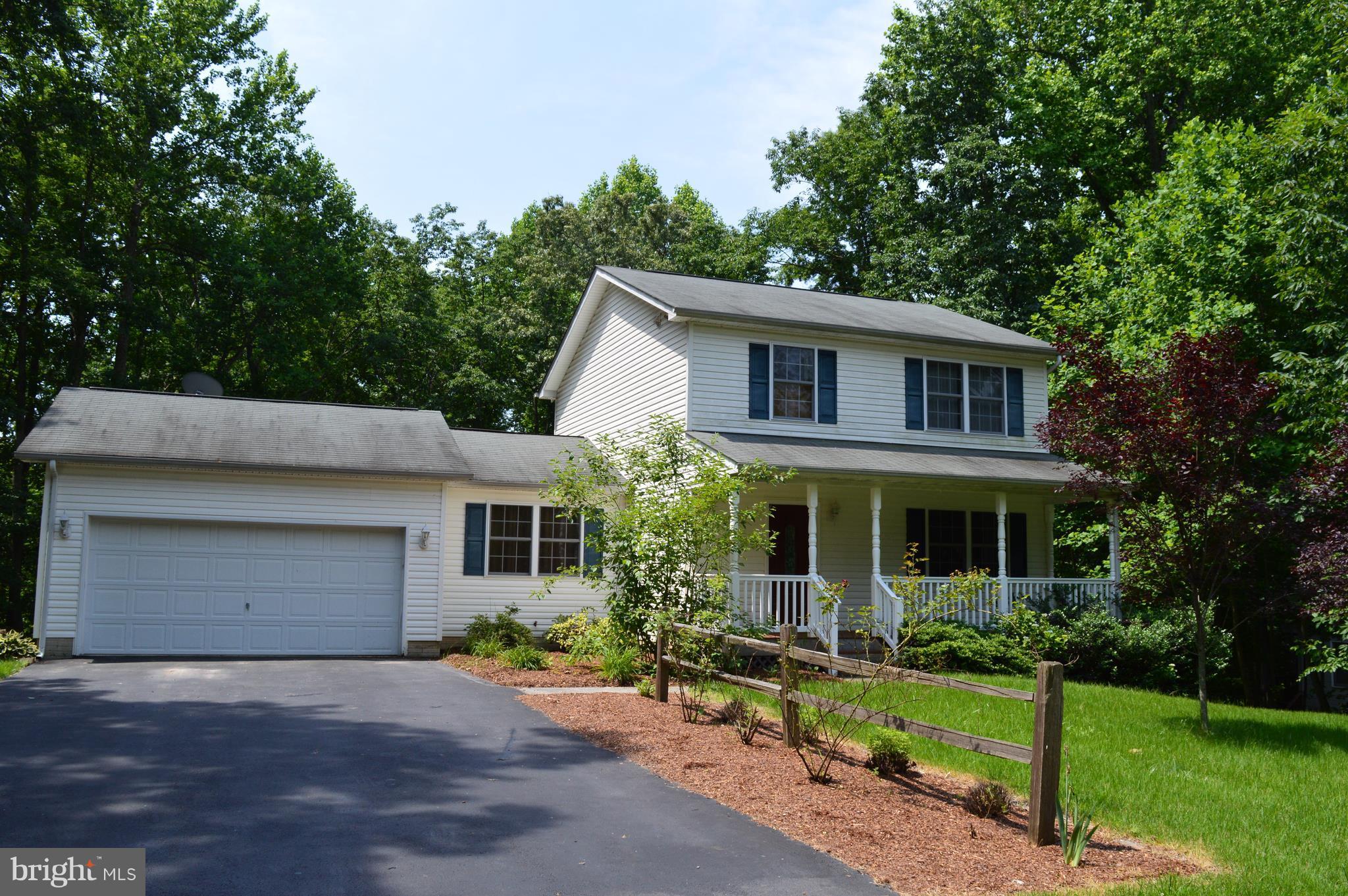 PRESIDENTIAL LAKES - Residential