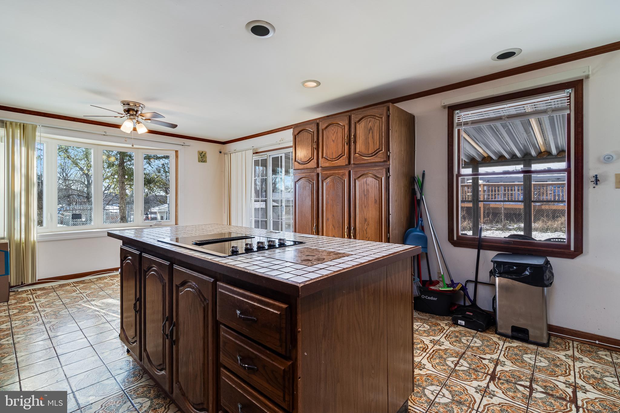 BROOKE JANE MANOR - Residential