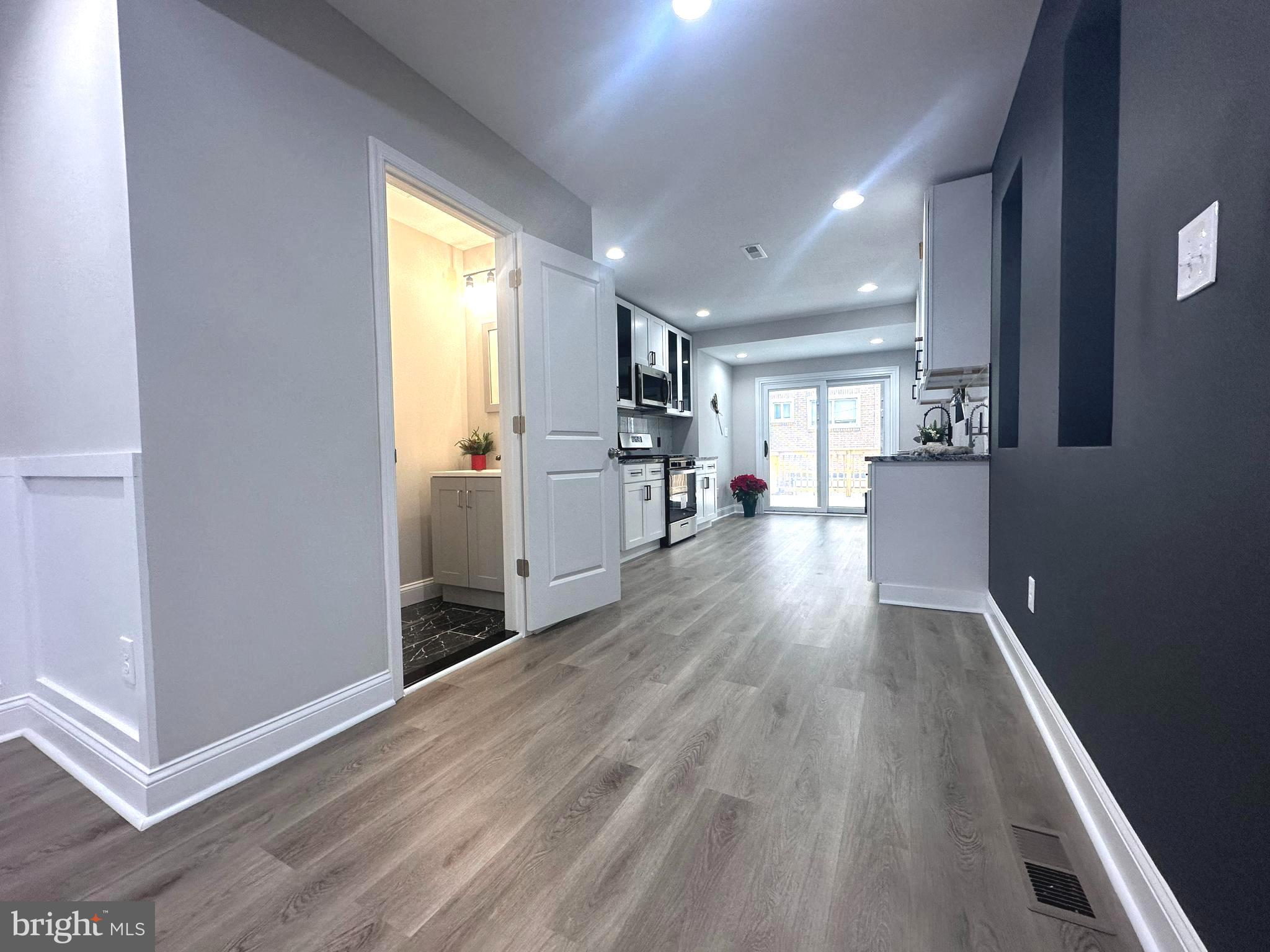 FERN ROCK - Residential